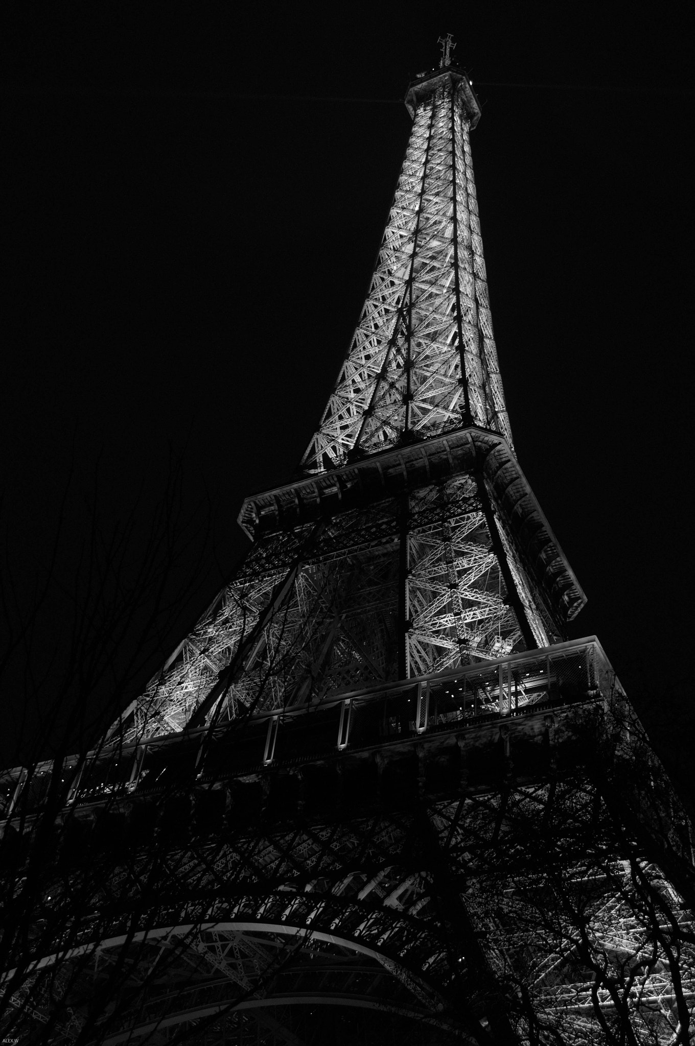 Sigma 24-70mm F2.8 EX DG HSM sample photo. Eiffel tower photography