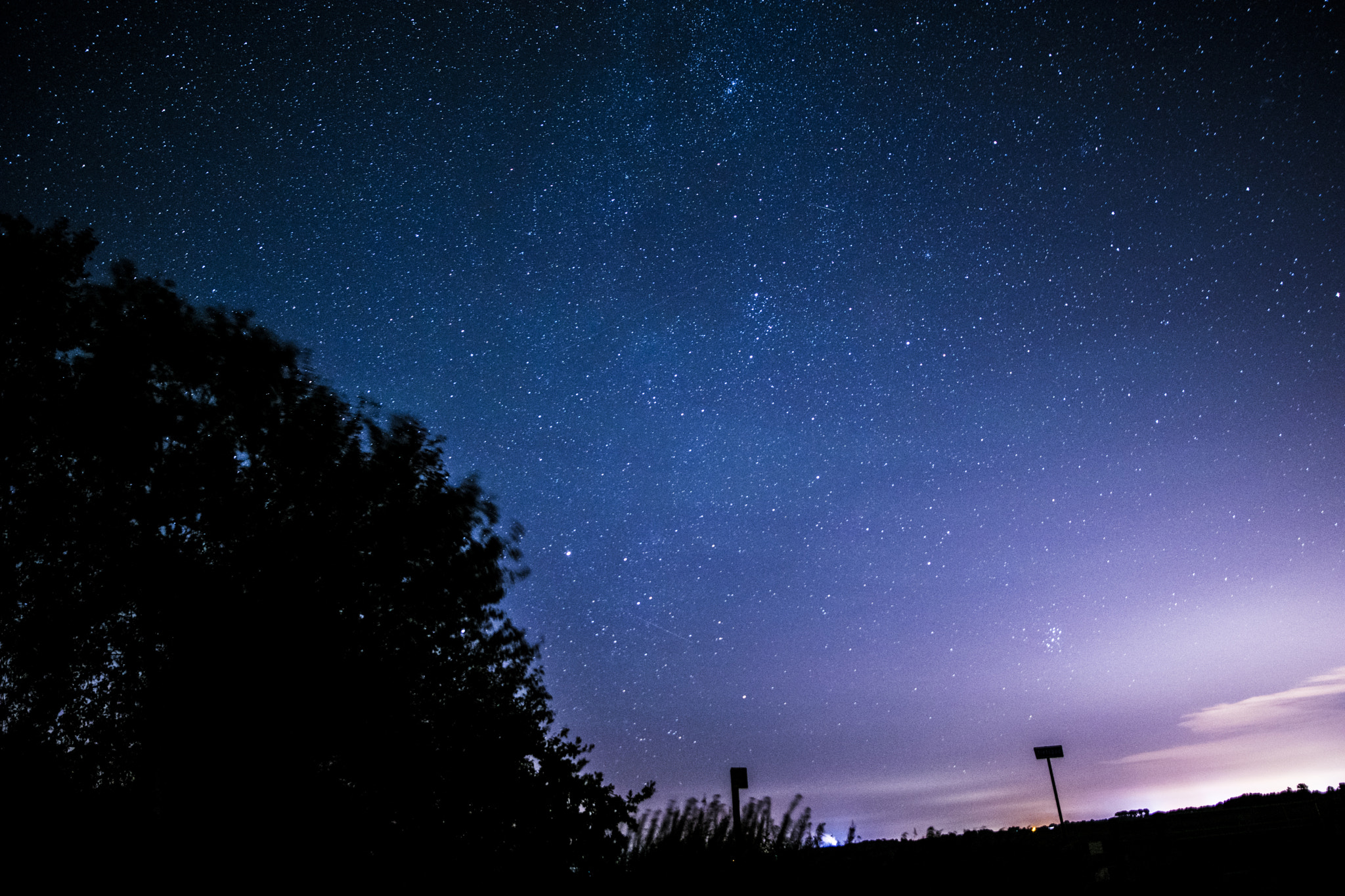 Samyang 16mm F2 ED AS UMC CS sample photo. Night life photography