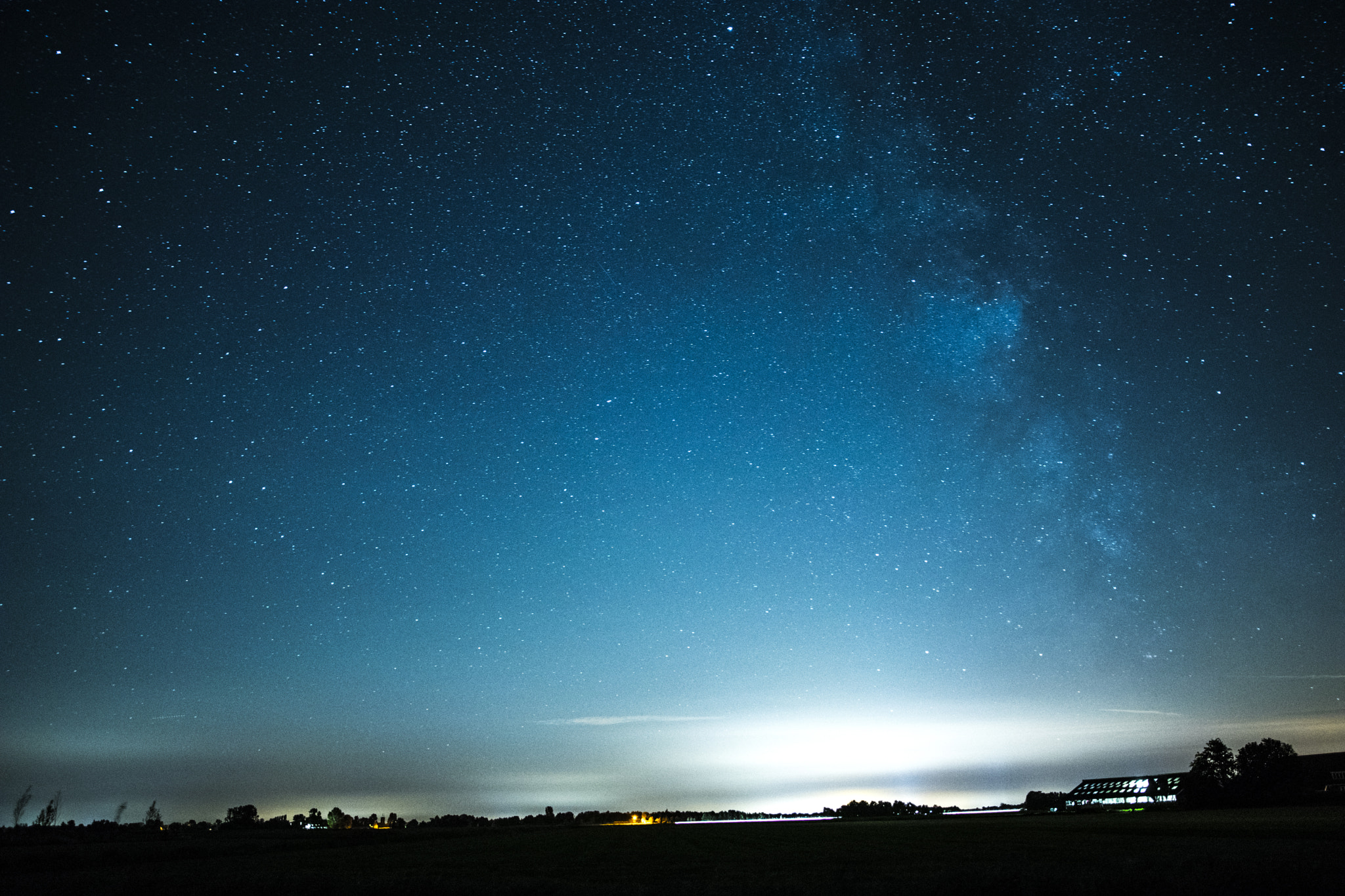 Nikon D5300 + Samyang 16mm F2 ED AS UMC CS sample photo. Night time photography