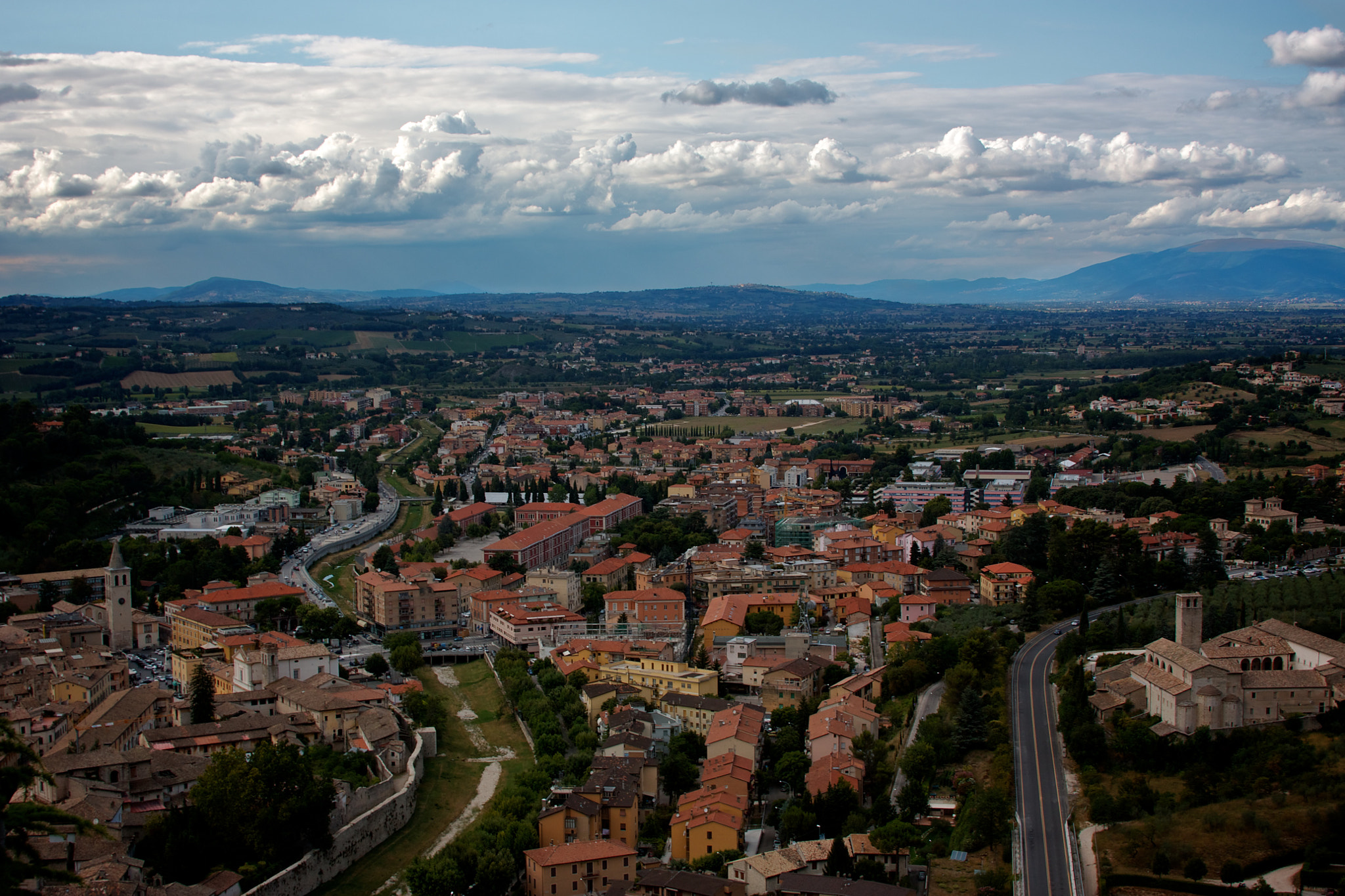 Canon EF 28-135mm F3.5-5.6 IS USM sample photo. Italy photography