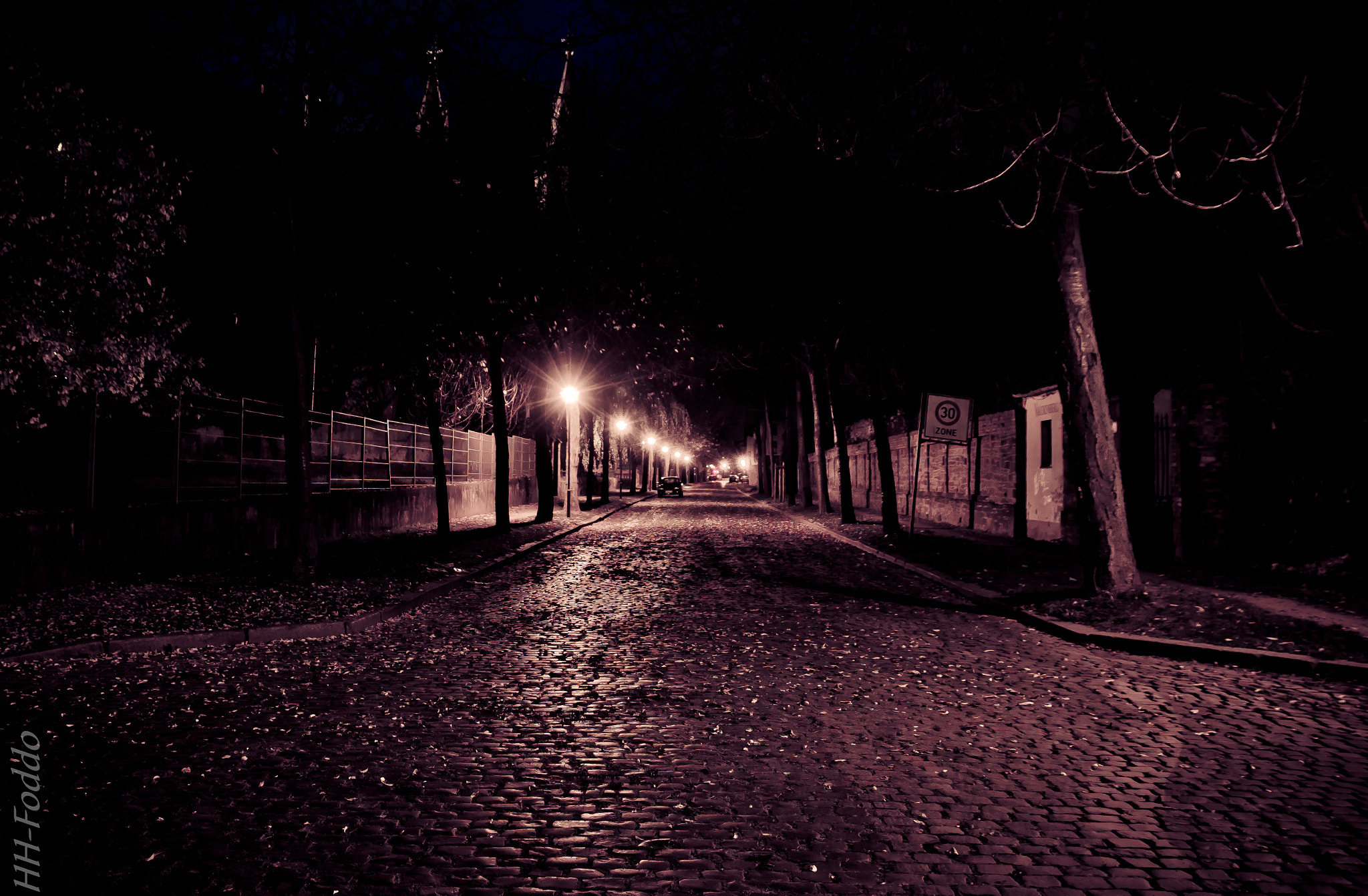 Sony SLT-A77 sample photo. Dark street photography
