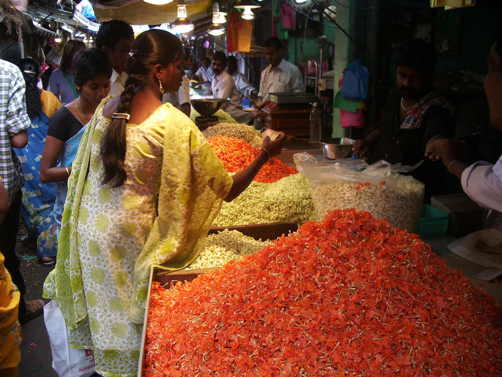 Pentax OPTIO S50 sample photo. Flower market 2 photography