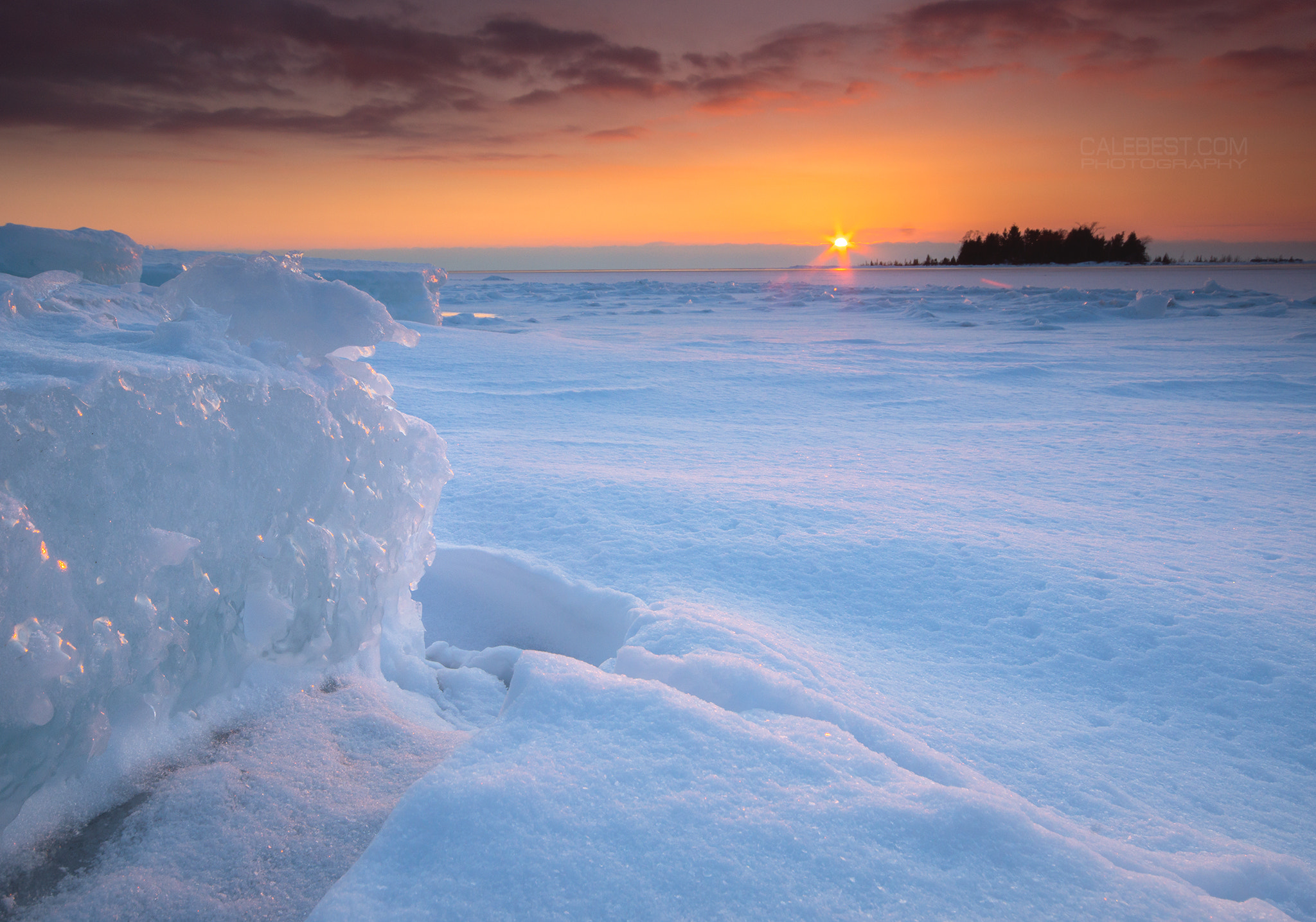 Minolta AF 28-80mm F3.5-5.6 II sample photo. Golden island sunset photography