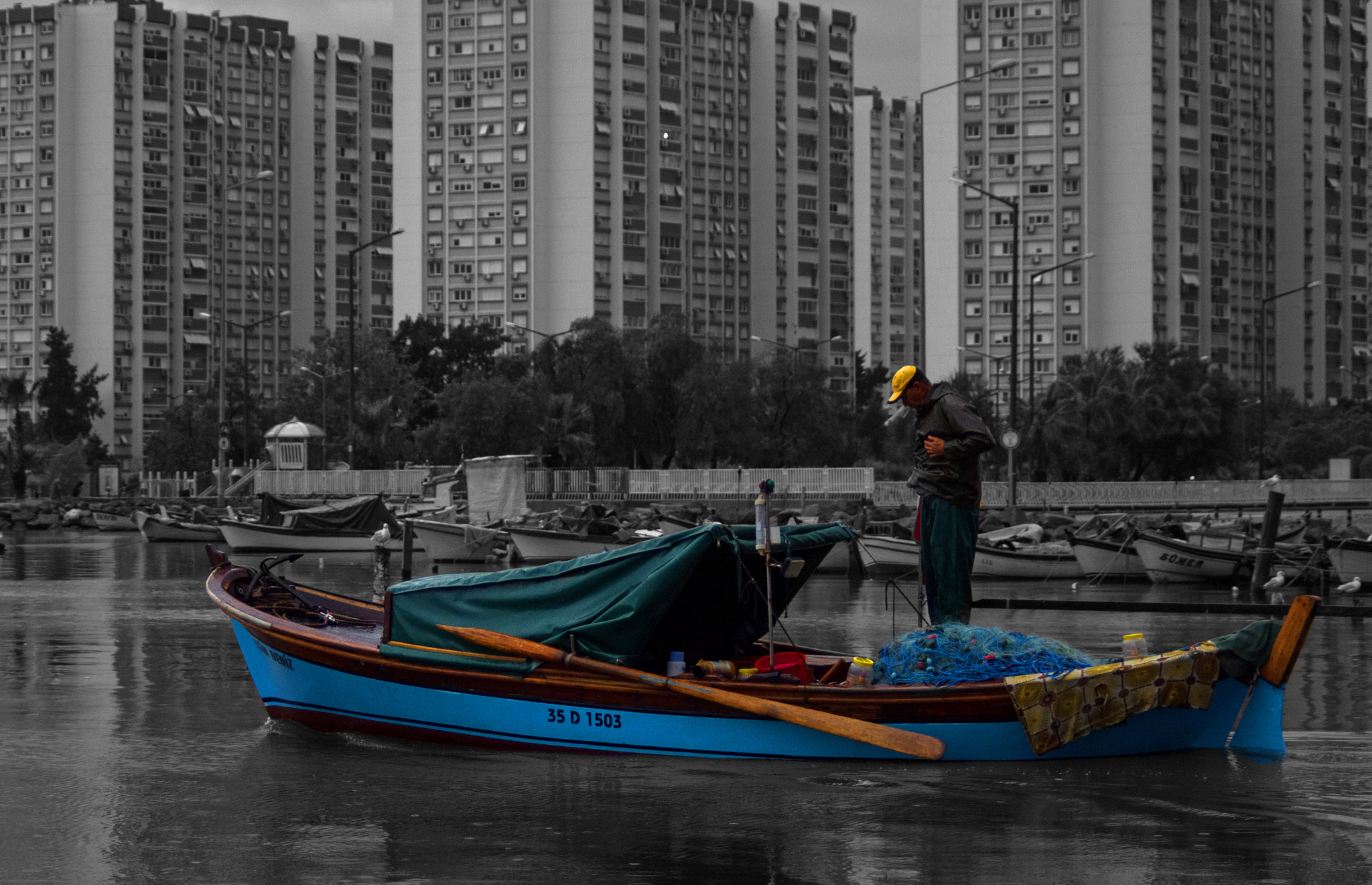 smc PENTAX-DA L 55-300mm F4-5.8 ED sample photo. Fishing in the gray. photography