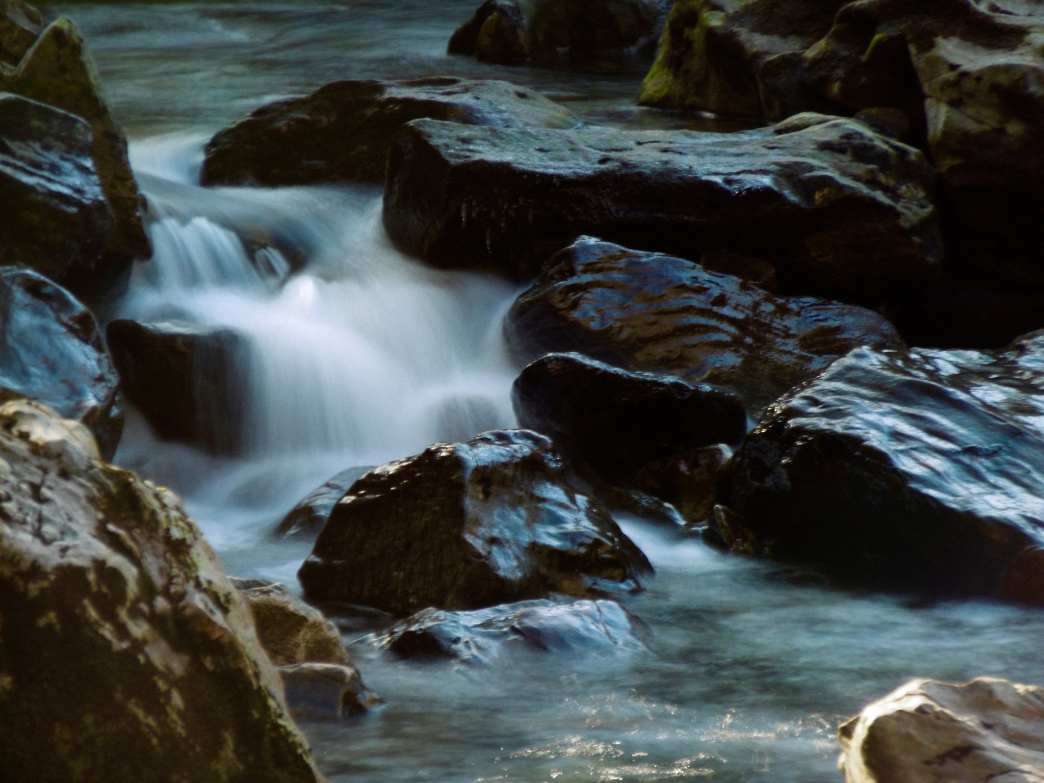 Panasonic DMC-SZ8 sample photo. Falls of falloch photography