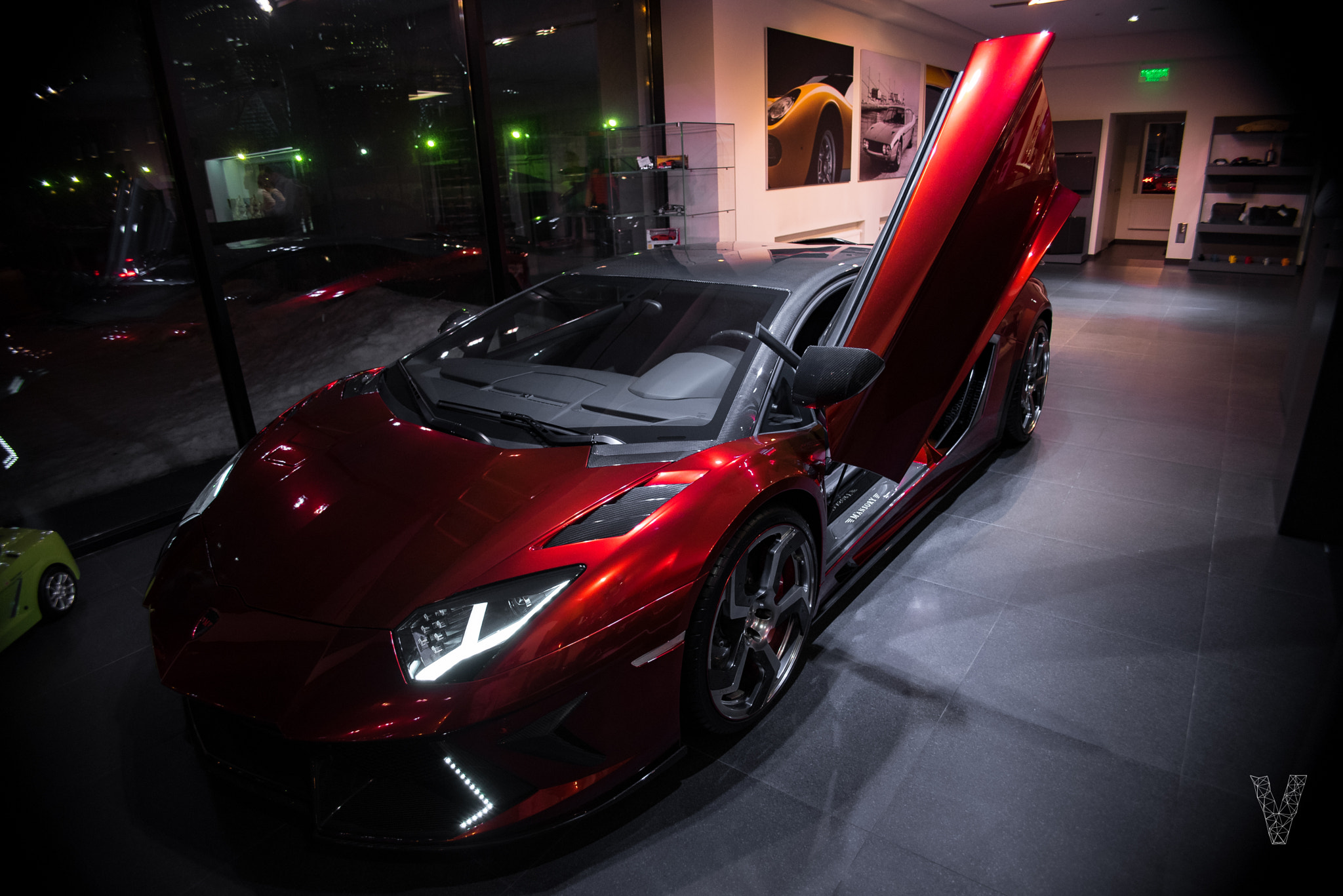 Nikon D750 + Nikon AF-S DX Nikkor 18-55mm F3.5-5.6G VR sample photo. Lamborghini aventador photography