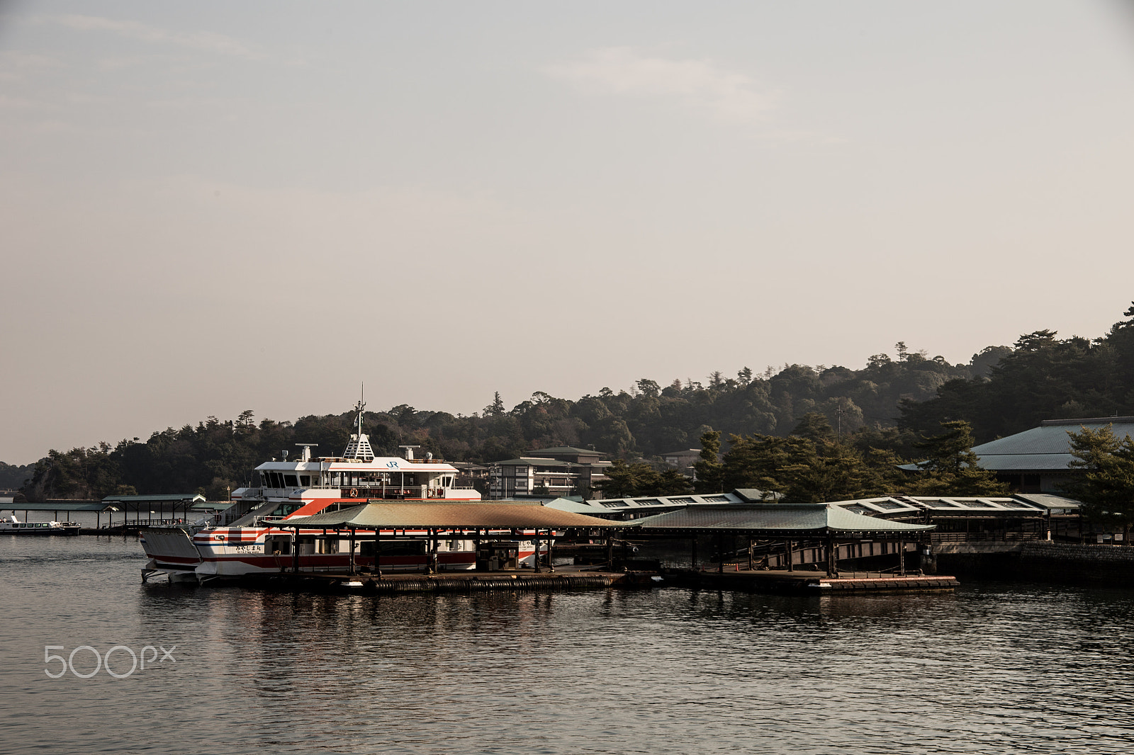 Canon EF 28-200mm F3.5-5.6 USM sample photo. Miyajima port photography
