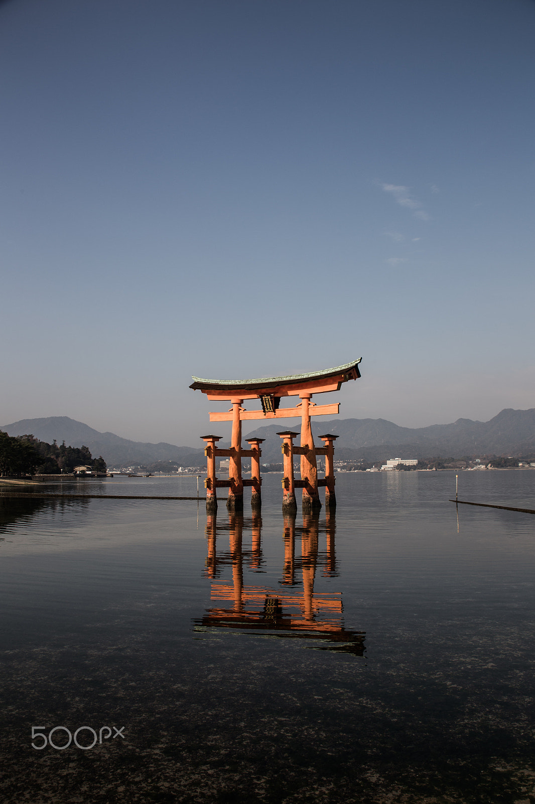 Canon EF 28-200mm F3.5-5.6 USM sample photo. Itsukushima shrine photography