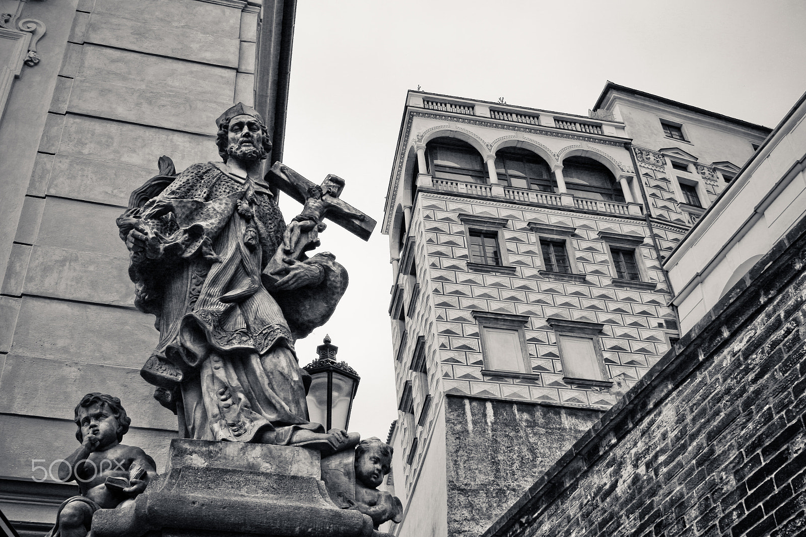 Canon EOS 100D (EOS Rebel SL1 / EOS Kiss X7) sample photo. Prague statue photography
