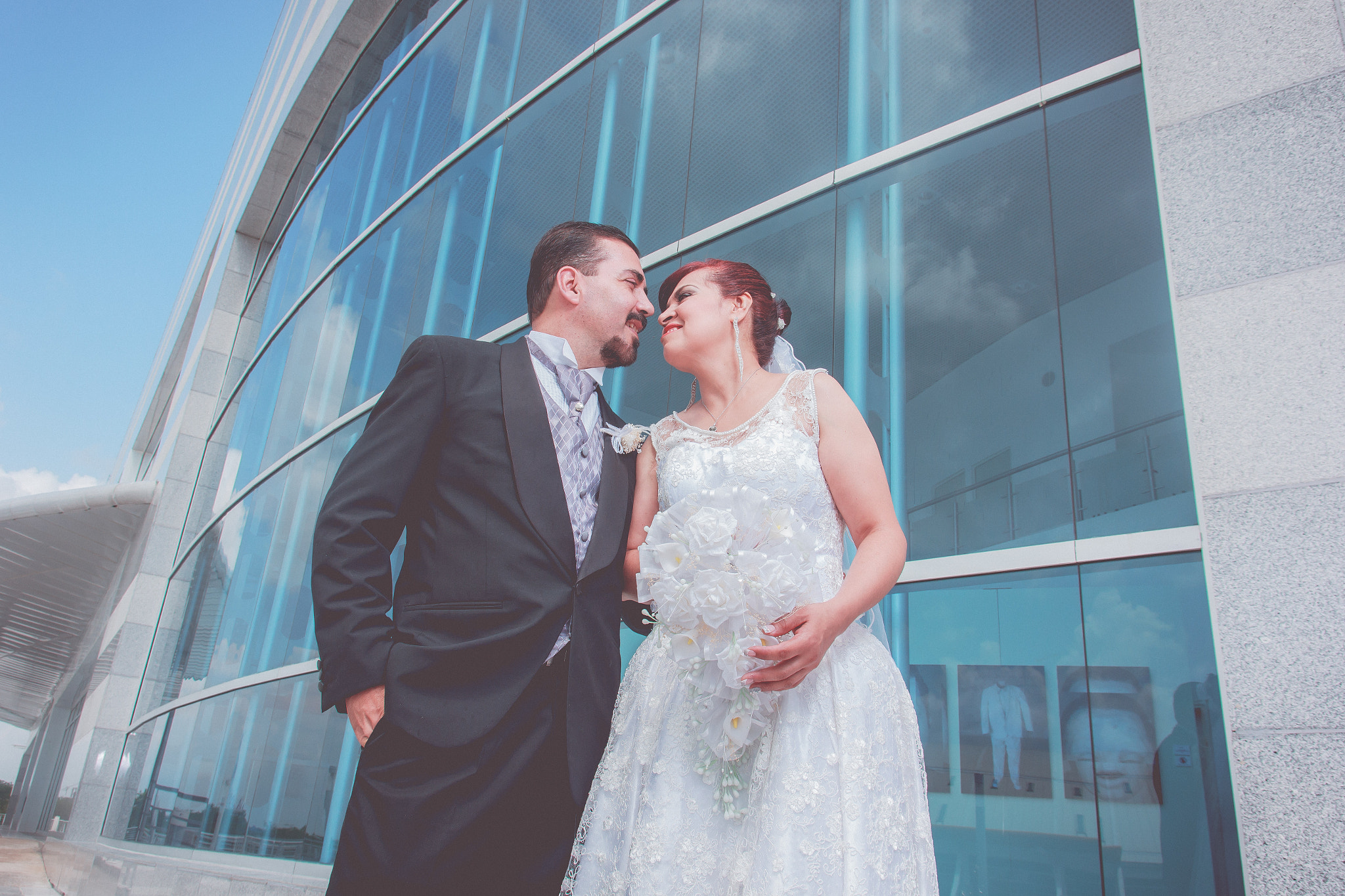 Sigma 17-70mm F2.8-4 DC Macro OS HSM sample photo. Wedding photography