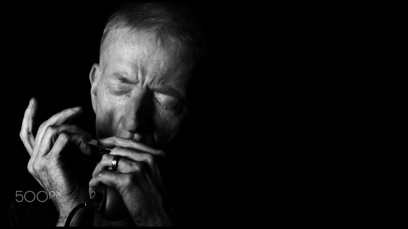 Nikon D3 + Sigma 85mm F1.4 EX DG HSM sample photo. Mark on harmonica photography