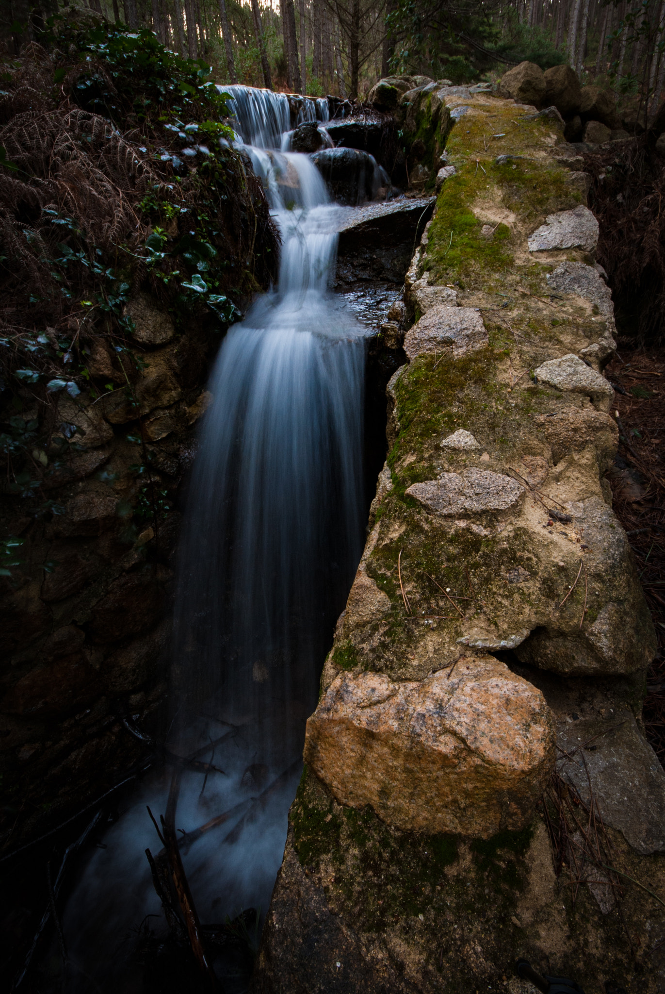 Sigma 10-20mm F4-5.6 EX DC HSM sample photo. Waterfall... photography