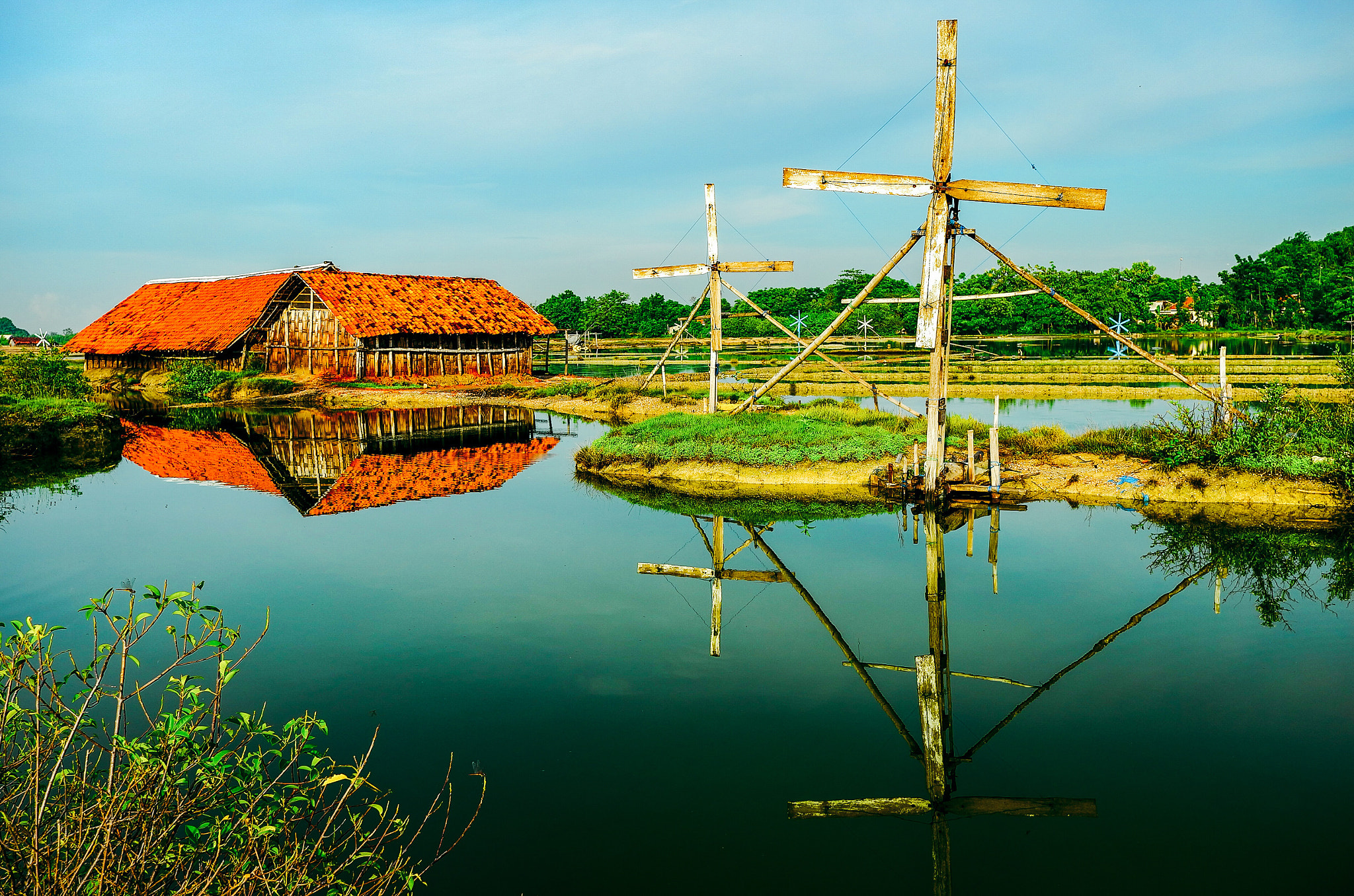 Leica X-U (Typ 113) sample photo. Morning reflection at salt pond photography