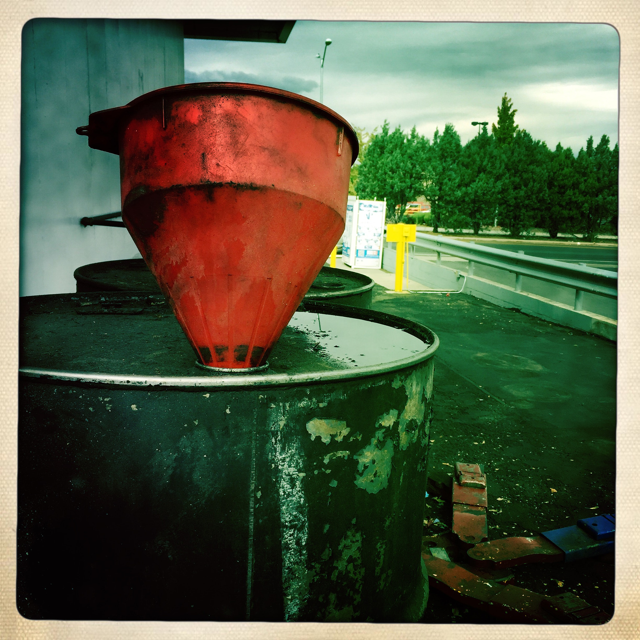 Hipstamatic 301 sample photo. Station x photography