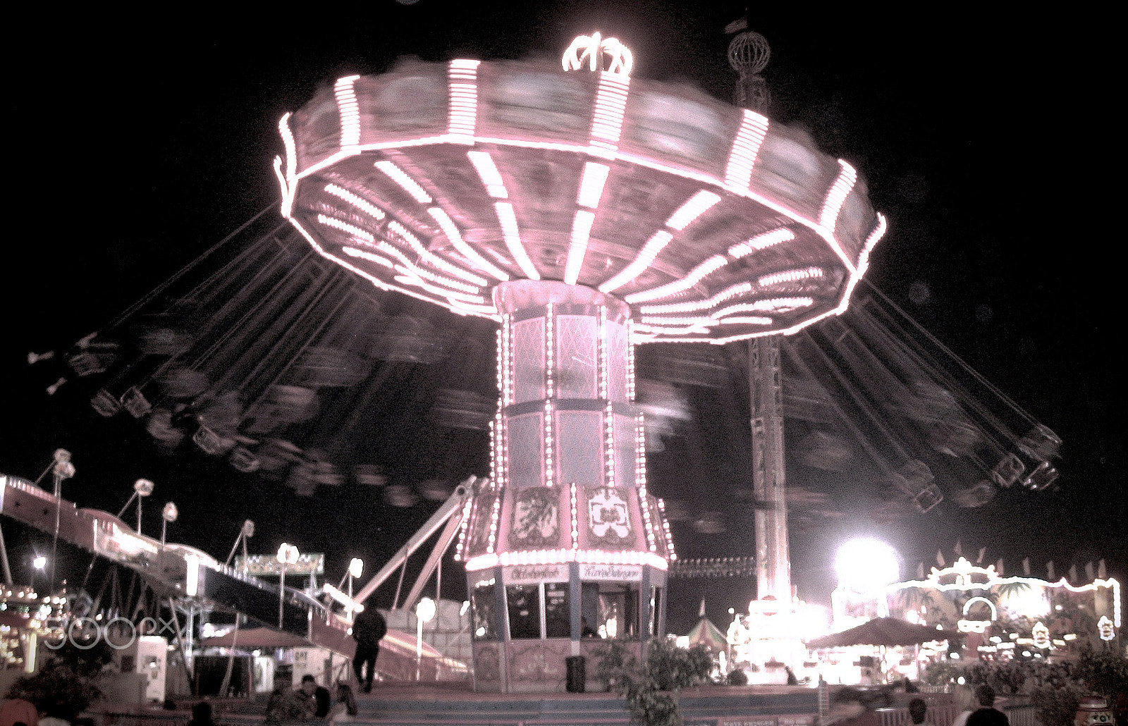 Canon POWERSHOT A530 sample photo. Swingin life photography