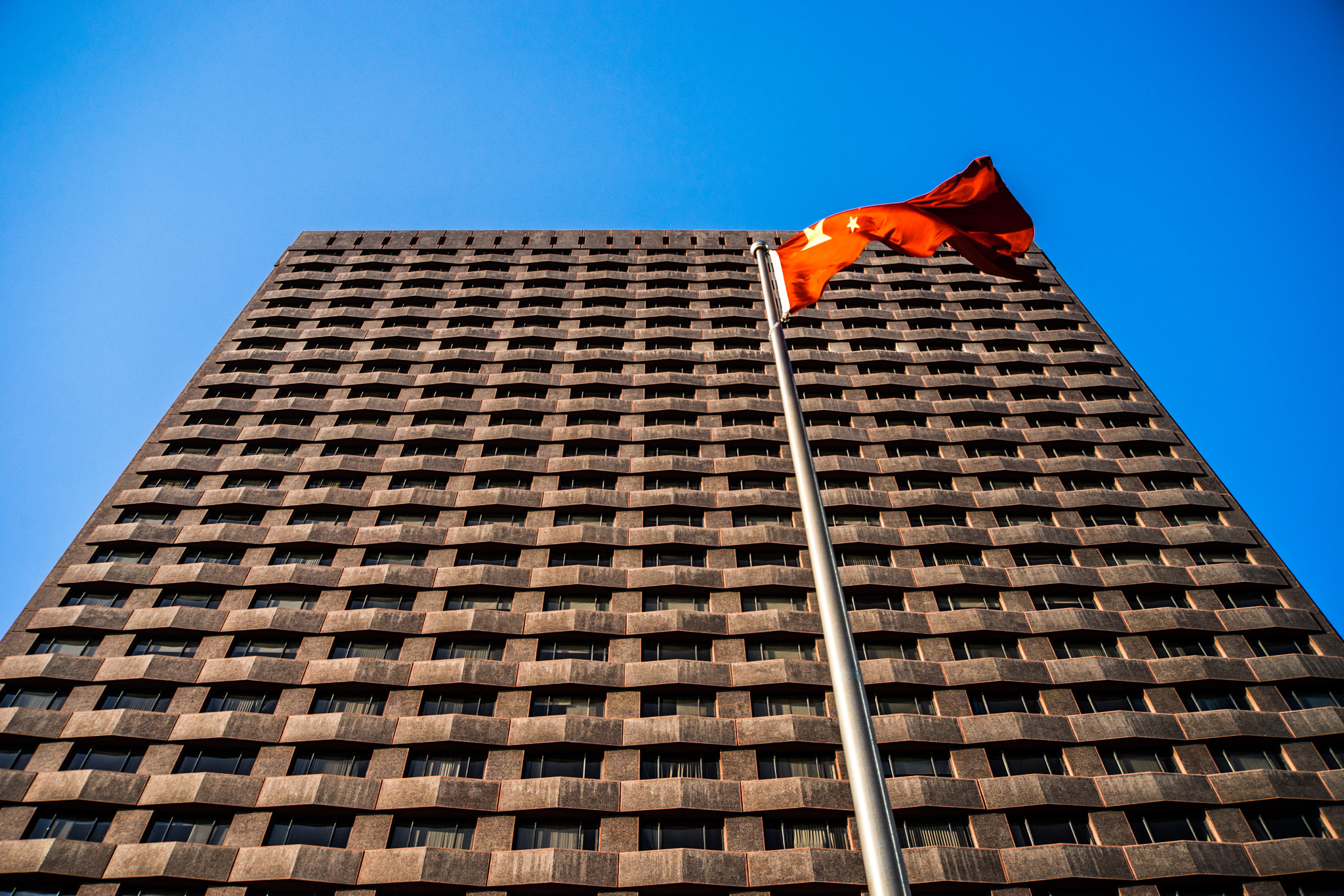 Minolta AF 35-105mm F3.5-4.5 New sample photo. Flag photography