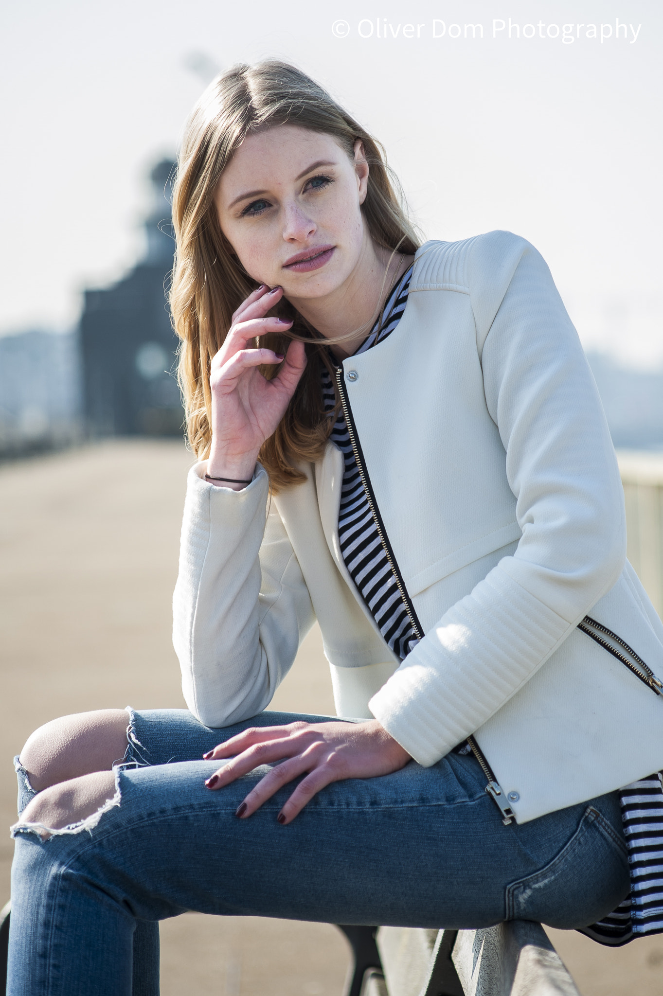 Nikon D700 + AF Nikkor 70-210mm f/4-5.6 sample photo. Fashion photography
