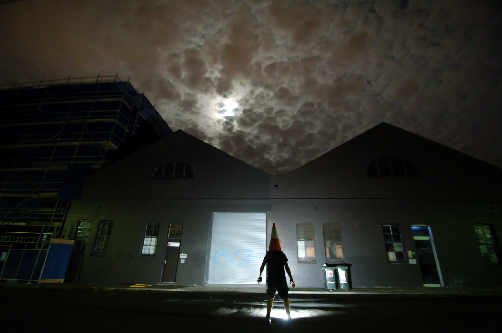 Nikon D2X sample photo. Mr.c [the homing beacon] photography