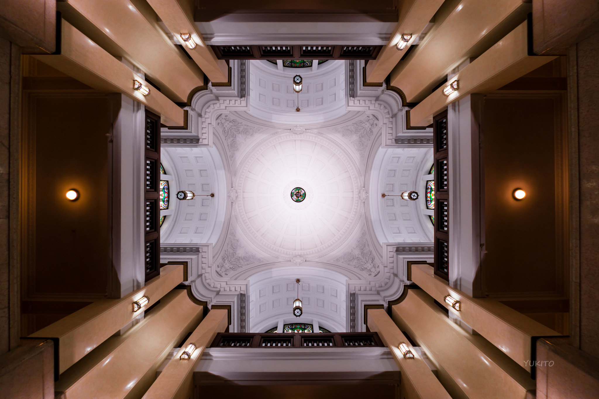 Sony FE 28mm F2 sample photo. Fragrance of art deco photography