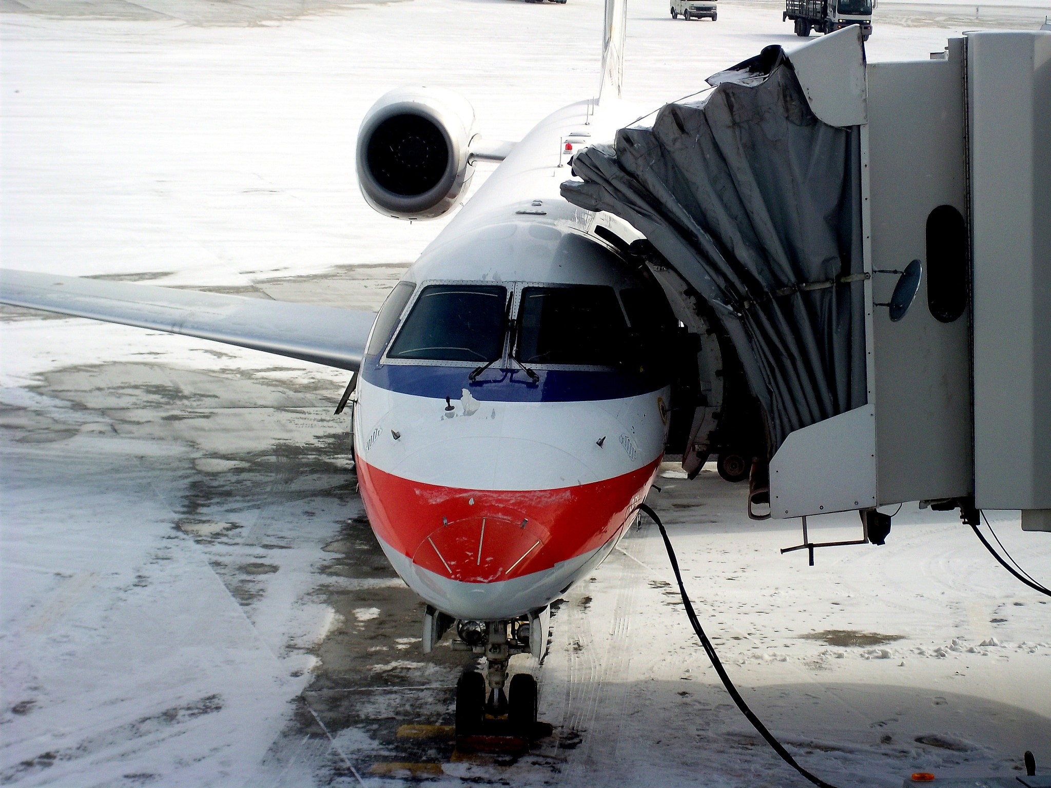 Kodak EASYSHARE M530 DIGITAL CAMERA sample photo. Airplane landed. photography