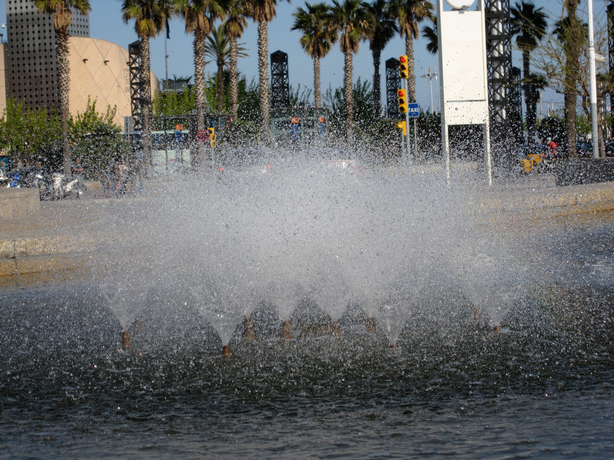 Canon PowerShot SD960 IS (Digital IXUS 110 IS / IXY Digital 510 IS) sample photo. Gotas photography