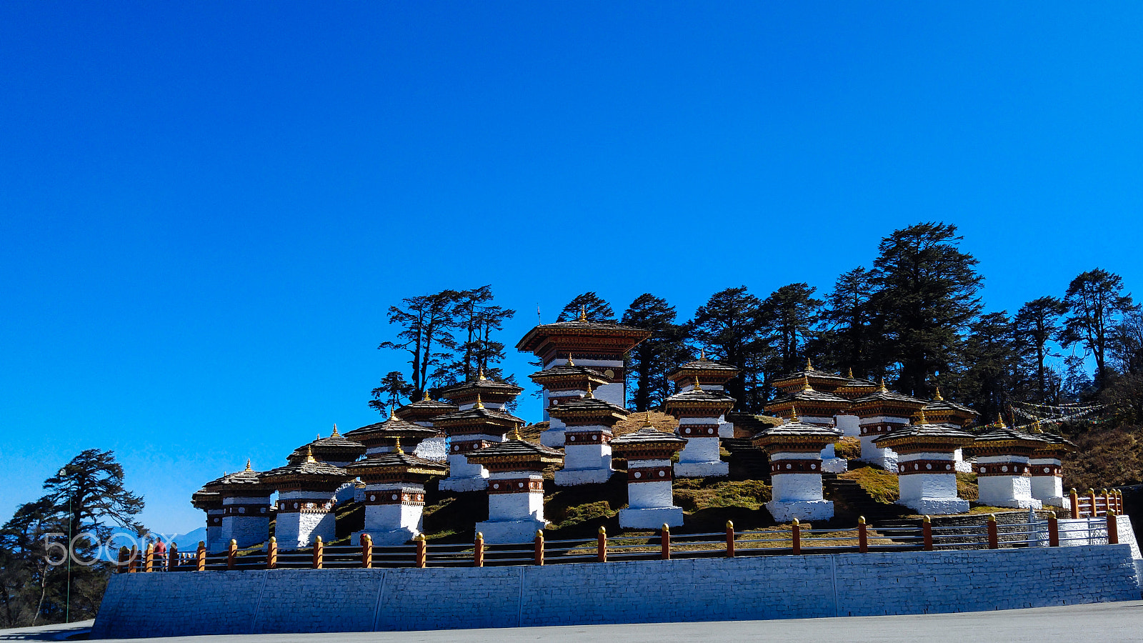 LG H818N sample photo. Druk wangyal khang zhang chortens photography