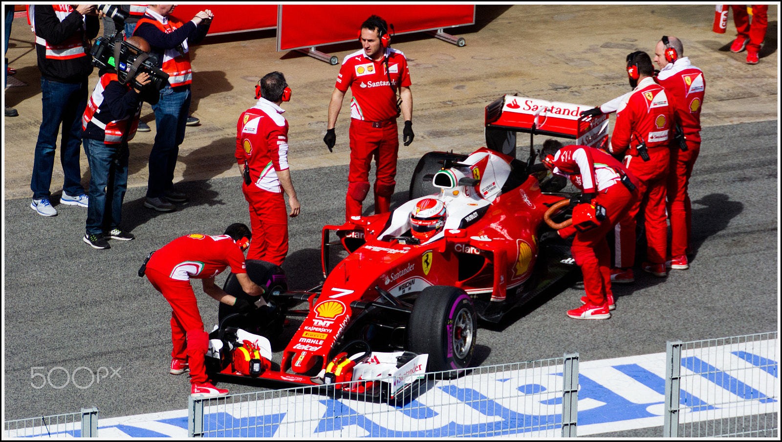 Canon EF 70-200mm F4L USM sample photo. Kimi raikkonen in to the box ferrari - montmelo test 2016 photography