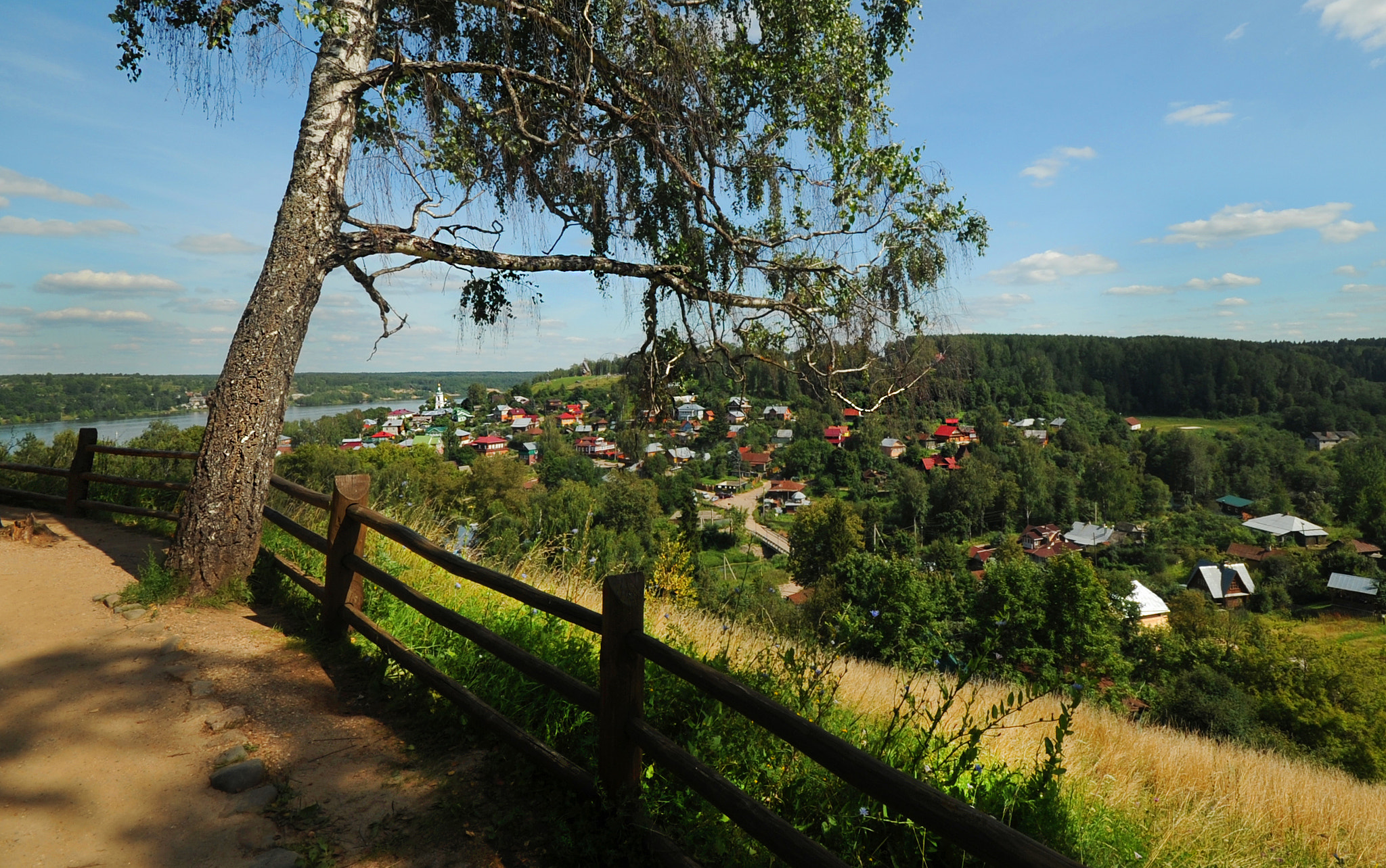 Sigma 10-20mm F4-5.6 EX DC HSM sample photo. Russian town photography