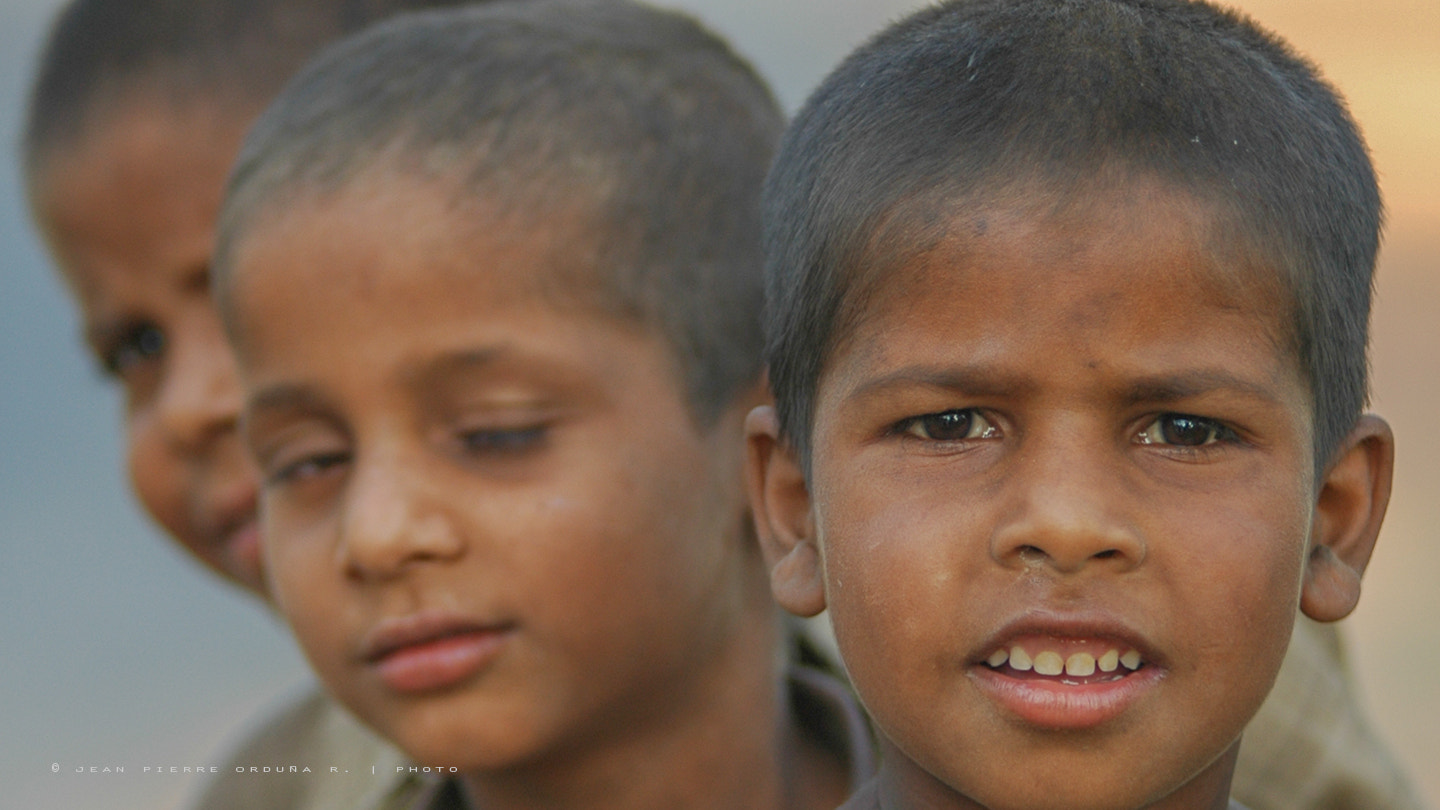 Sigma 70-200mm F2.8 EX DG OS HSM sample photo. Indian children. photography