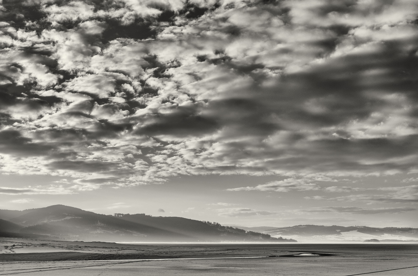 Pentax K-5 IIs sample photo. Clouds and mountains photography