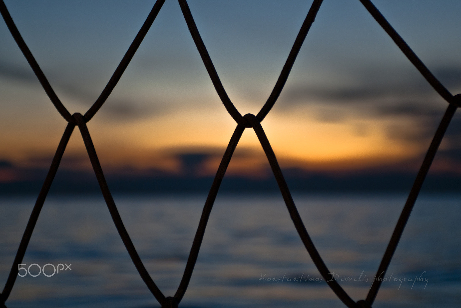 Nikon AF-S Nikkor 28-70mm F2.8 ED-IF sample photo. Catch the sun ... photography