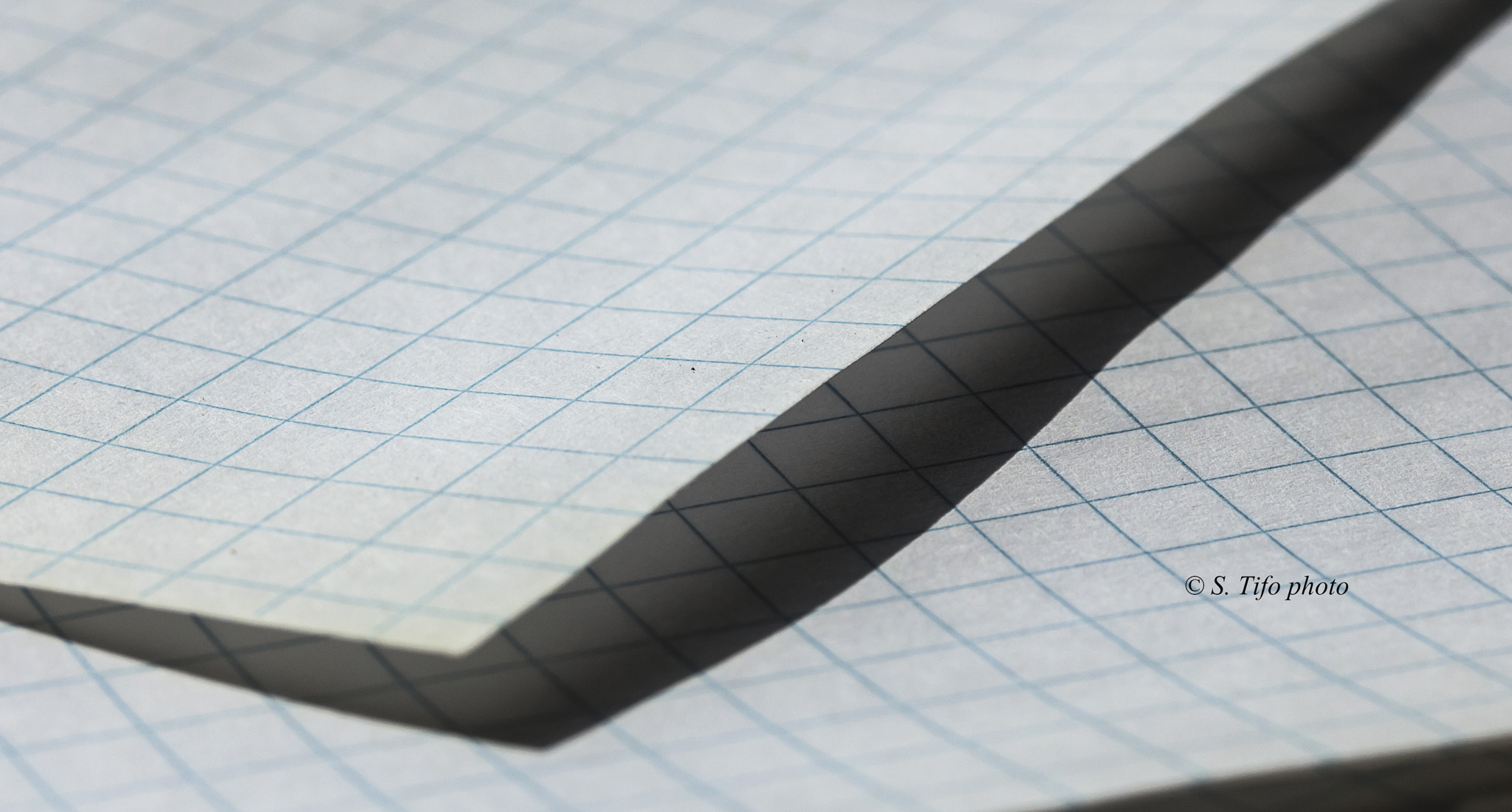 Canon EF-S 60mm F2.8 Macro USM sample photo. Lines and shadow ... photography