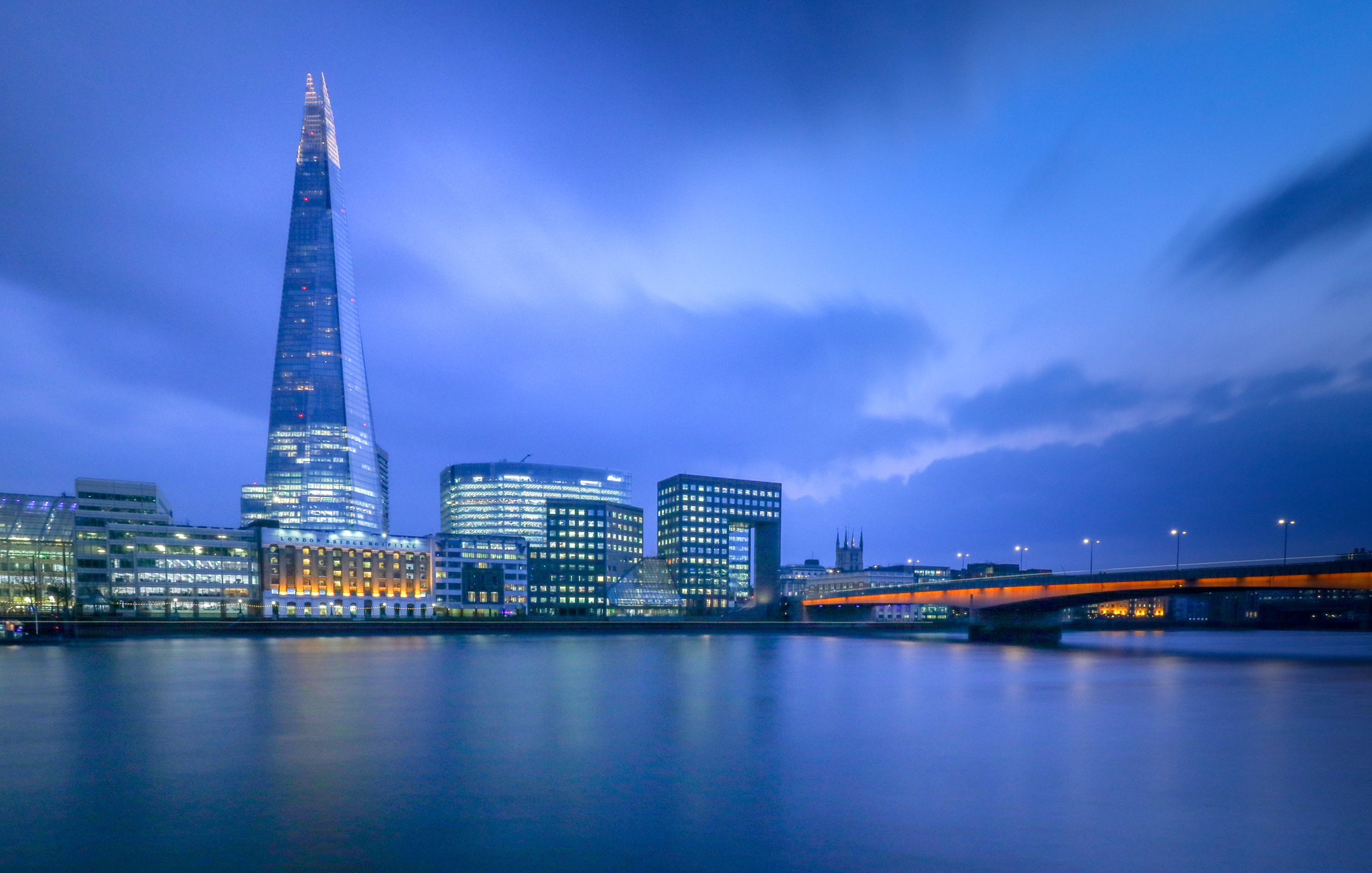 Canon EF-S 10-18mm F4.5–5.6 IS STM sample photo. London bridge photography