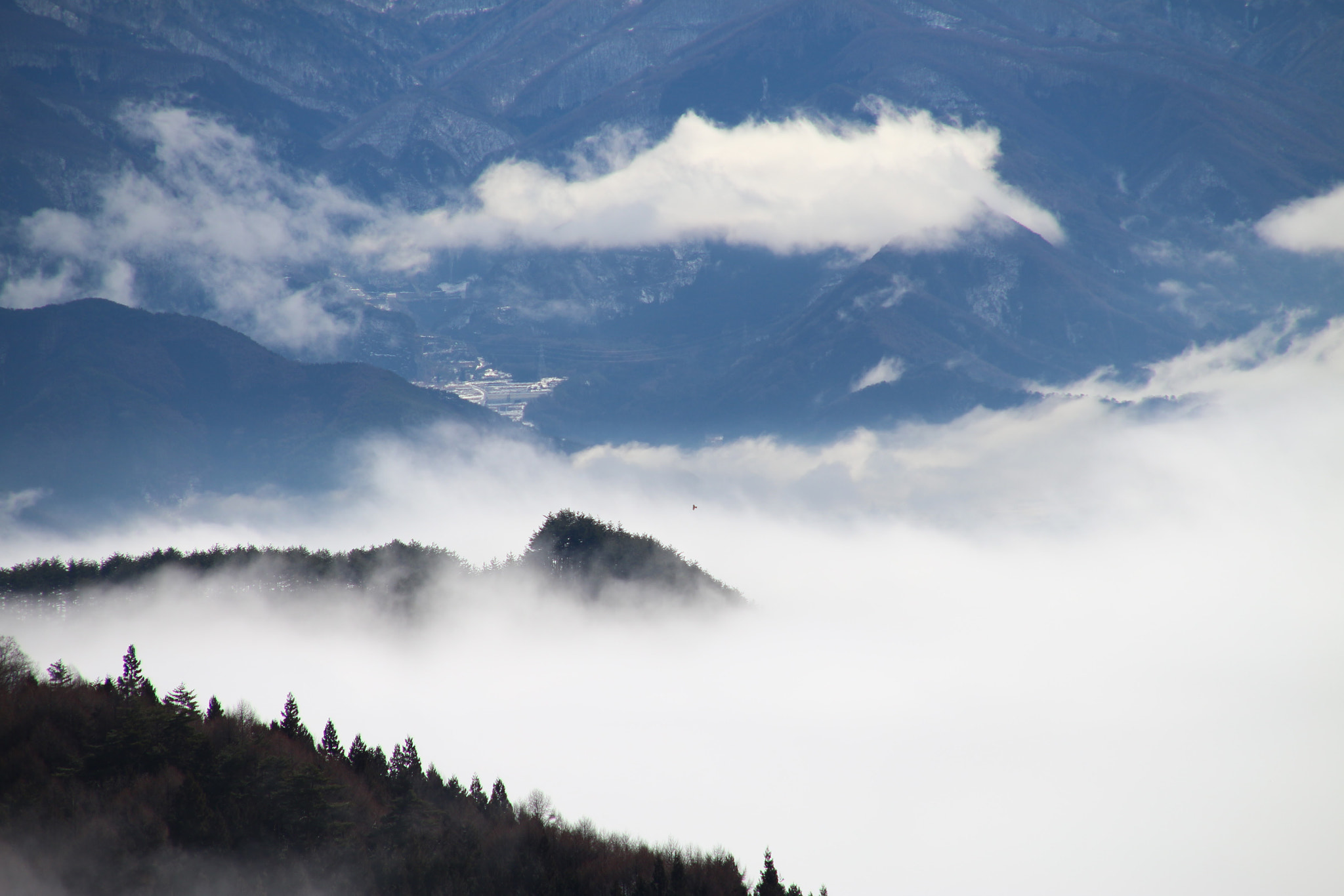 Canon EOS M2 sample photo. Cloud sea photography