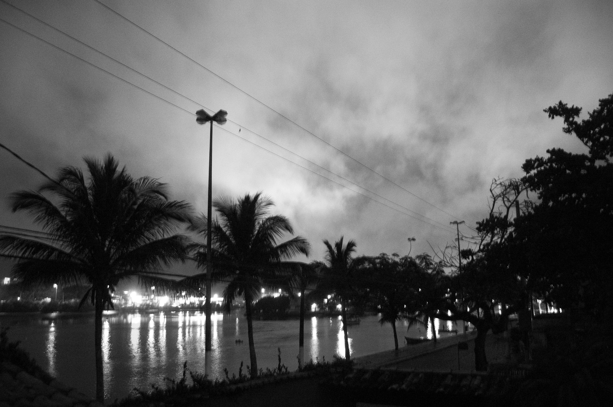 Nikon D50 sample photo. Cloud photography