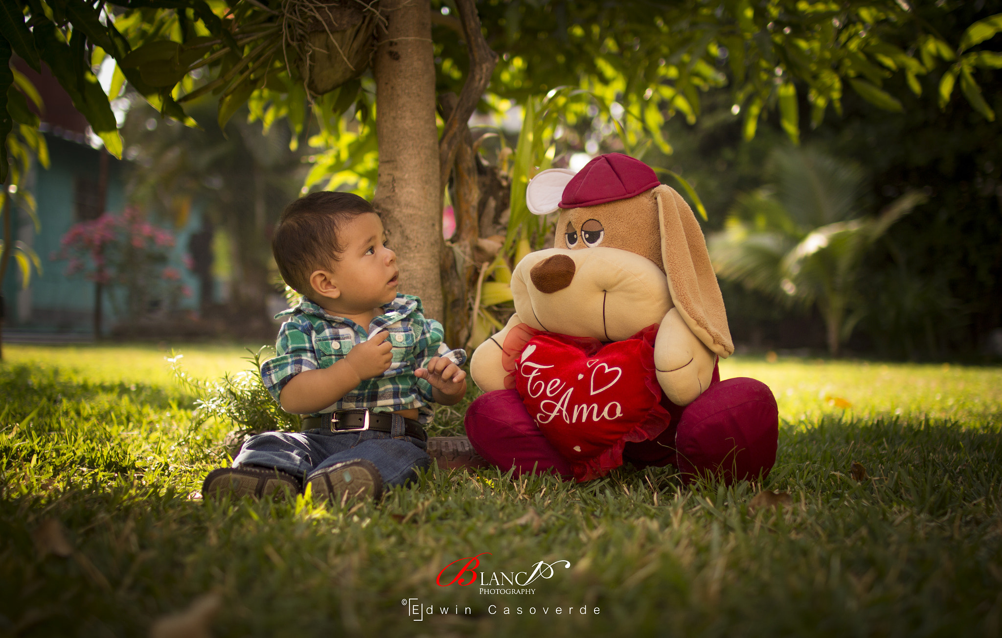 Sigma 30mm F1.4 EX DC HSM sample photo. Best friends photography