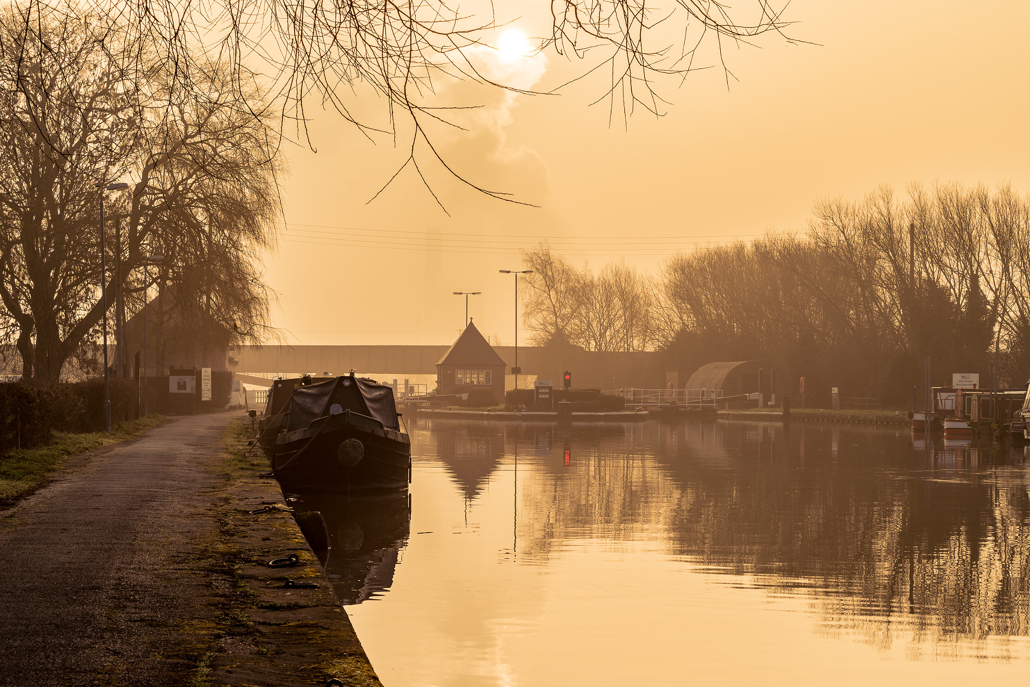 Nikon D610 + Sigma 50-150mm F2.8 EX APO DC HSM II + 1.4x sample photo. Sawley lock photography