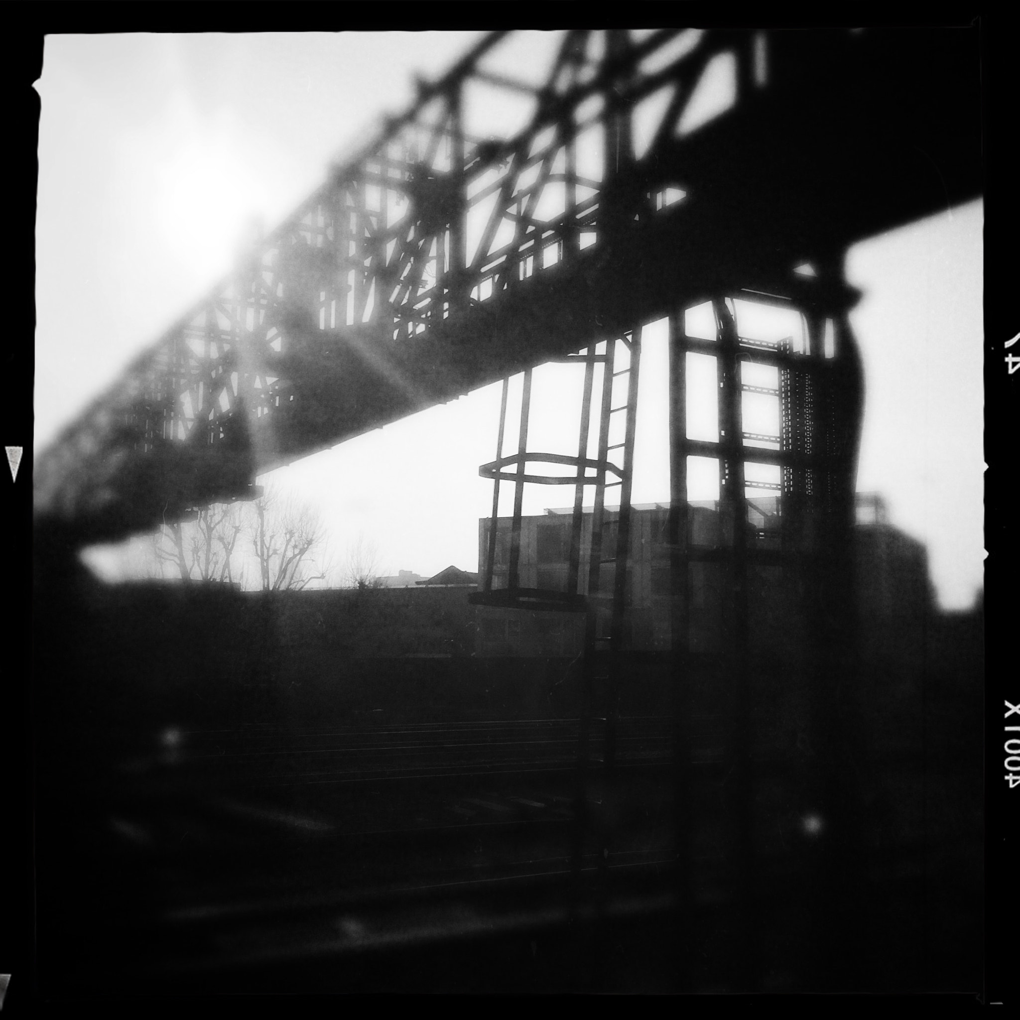 Hipstamatic 311 sample photo. Bridged photography