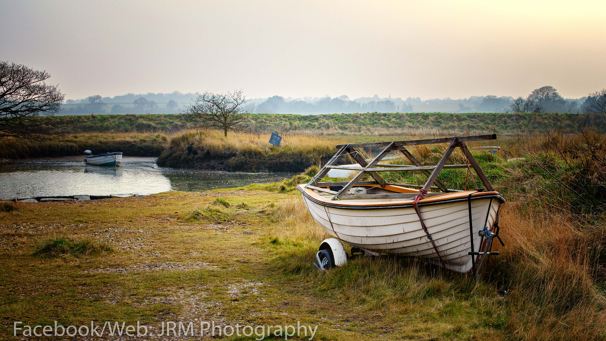 Nikon D800 + Nikon AF-S DX Nikkor 35mm F1.8G sample photo. Beaumont quay- high tide photography