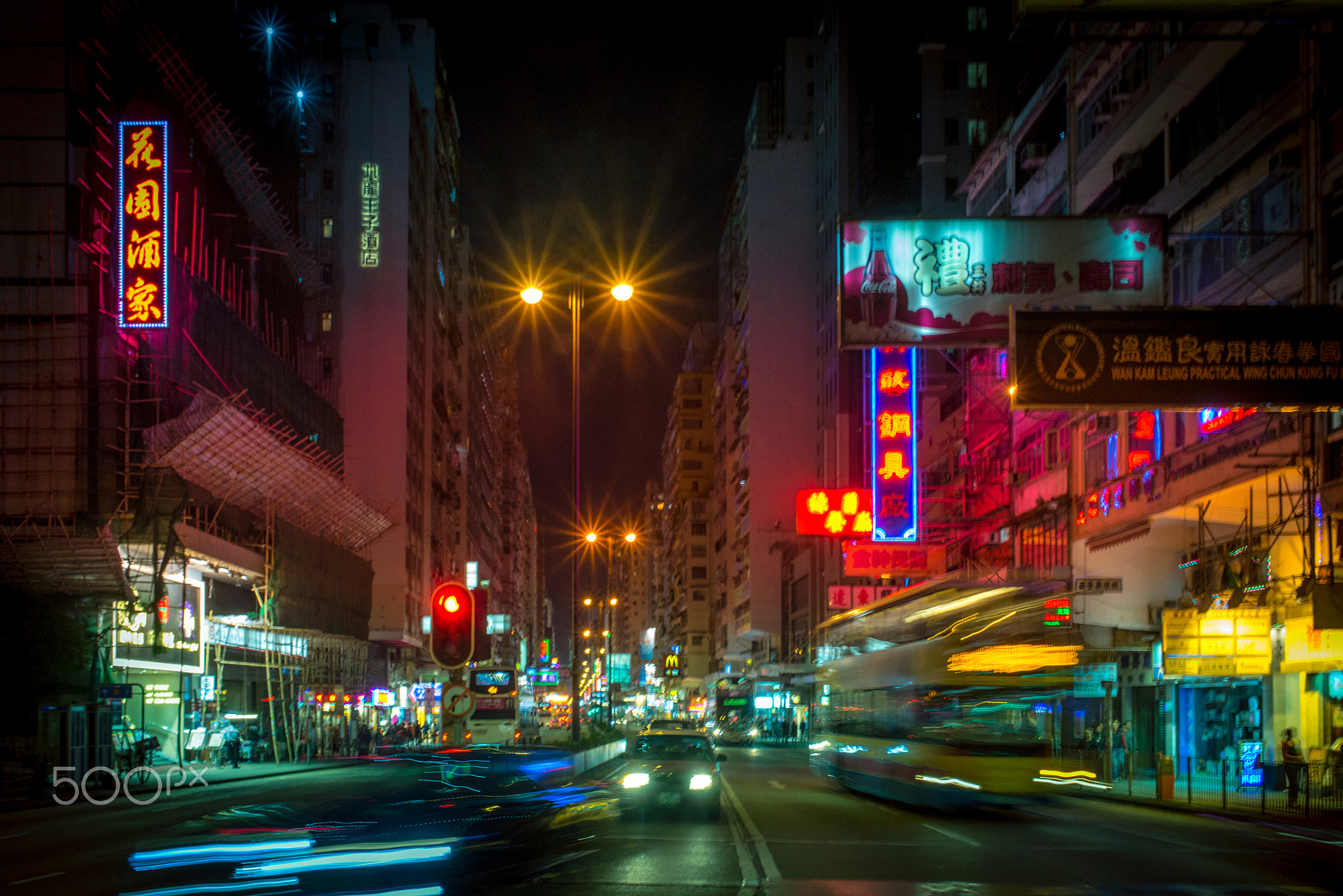 Nikon D610 + AF-S Nikkor 35mm f/1.8G sample photo. Hongkong neon lights photography