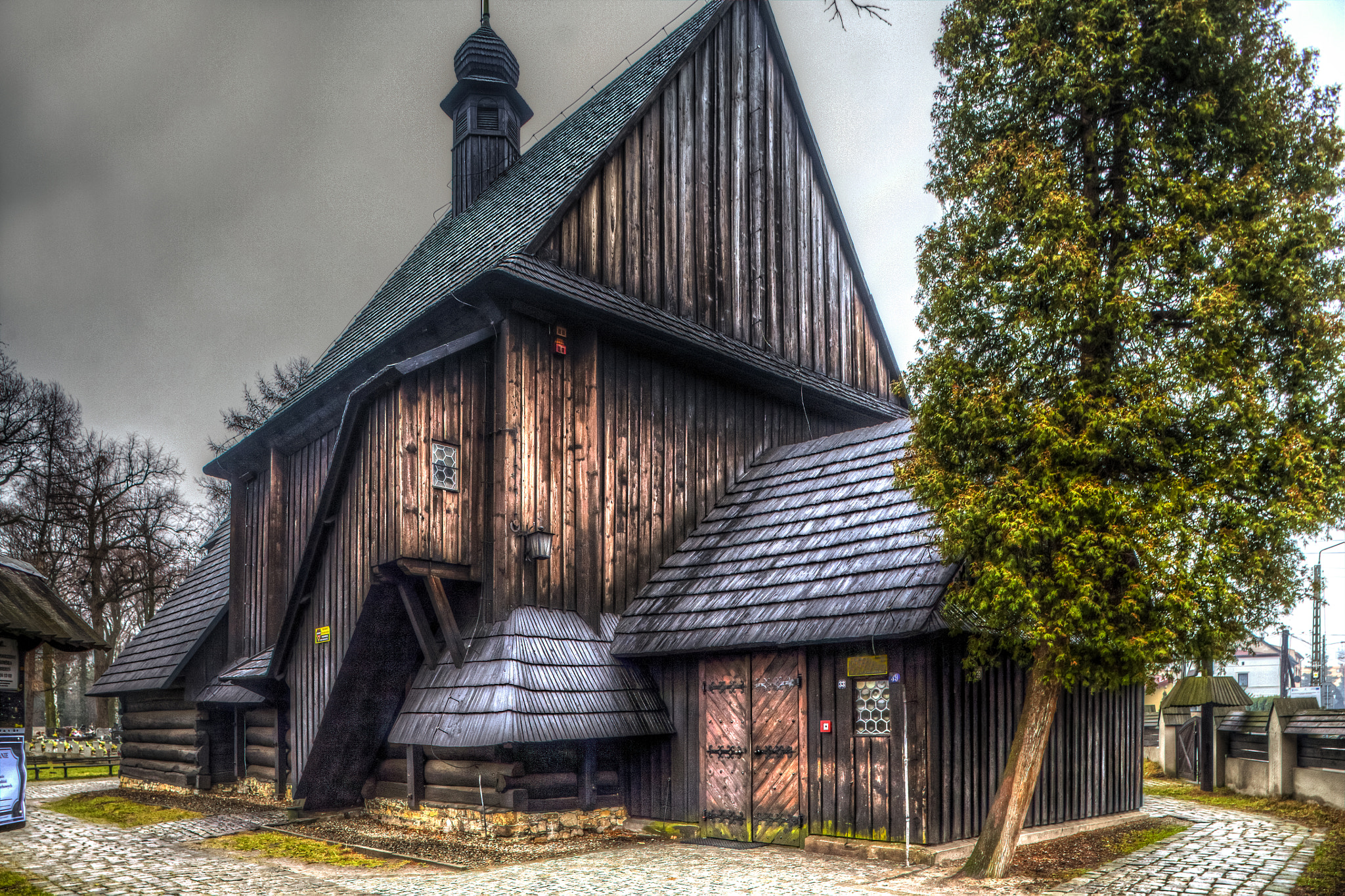 Canon EOS 5D + Canon TS-E 24mm f/3.5L sample photo. Medieval church. photography