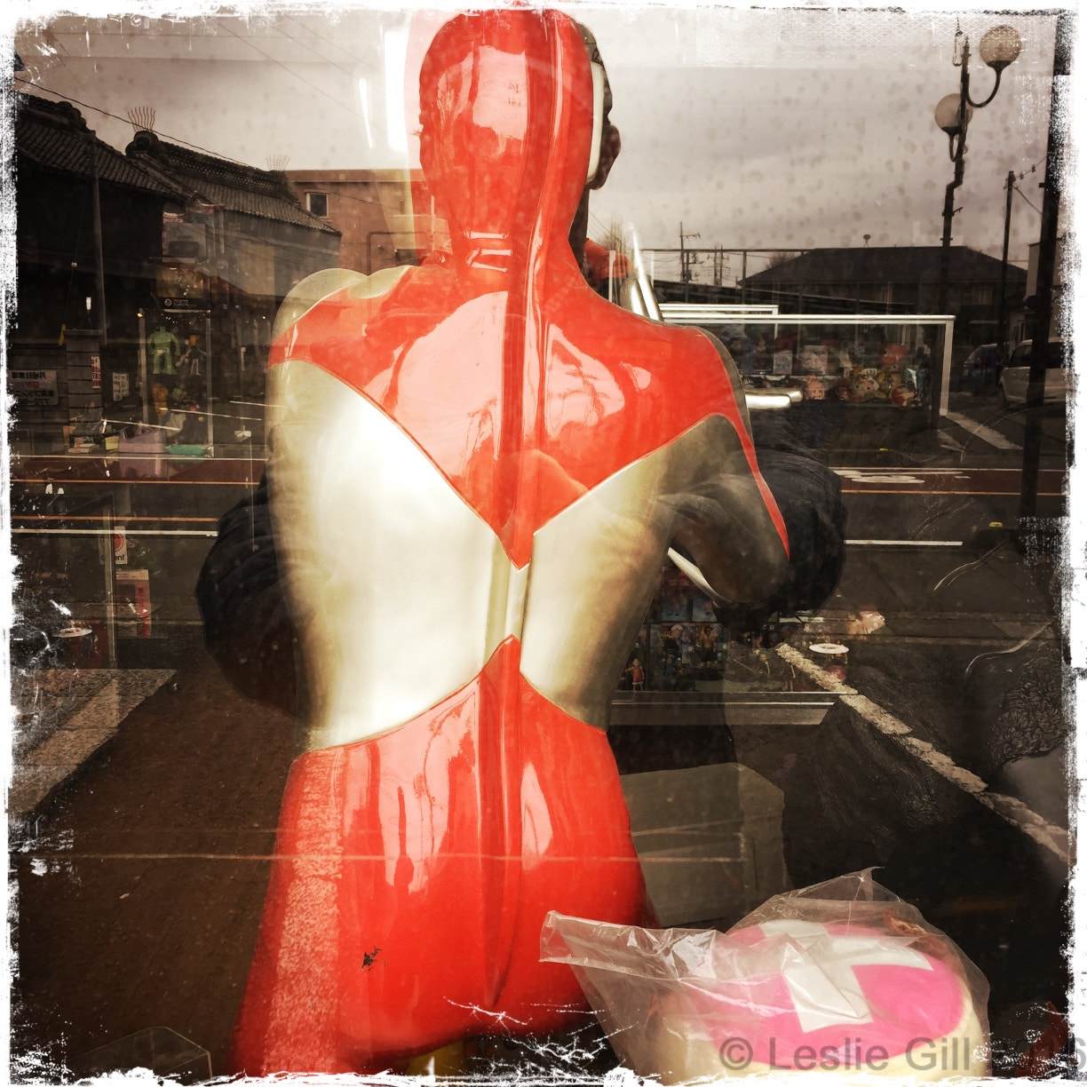 Hipstamatic 311 sample photo. Ultraman & me photography