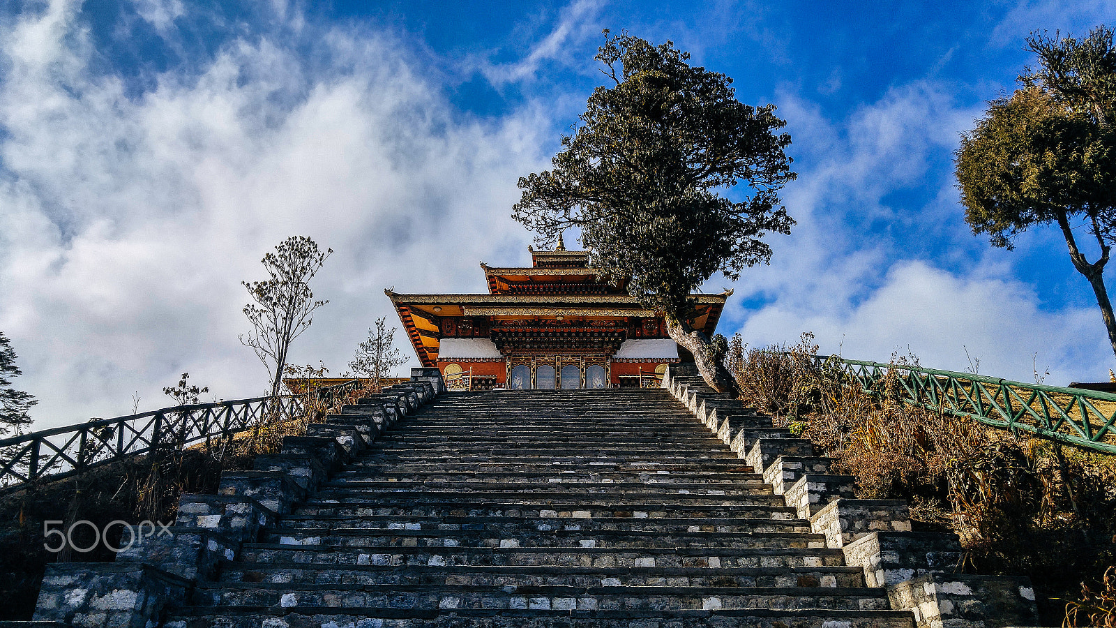 LG H818N sample photo. Staircase to heaven photography