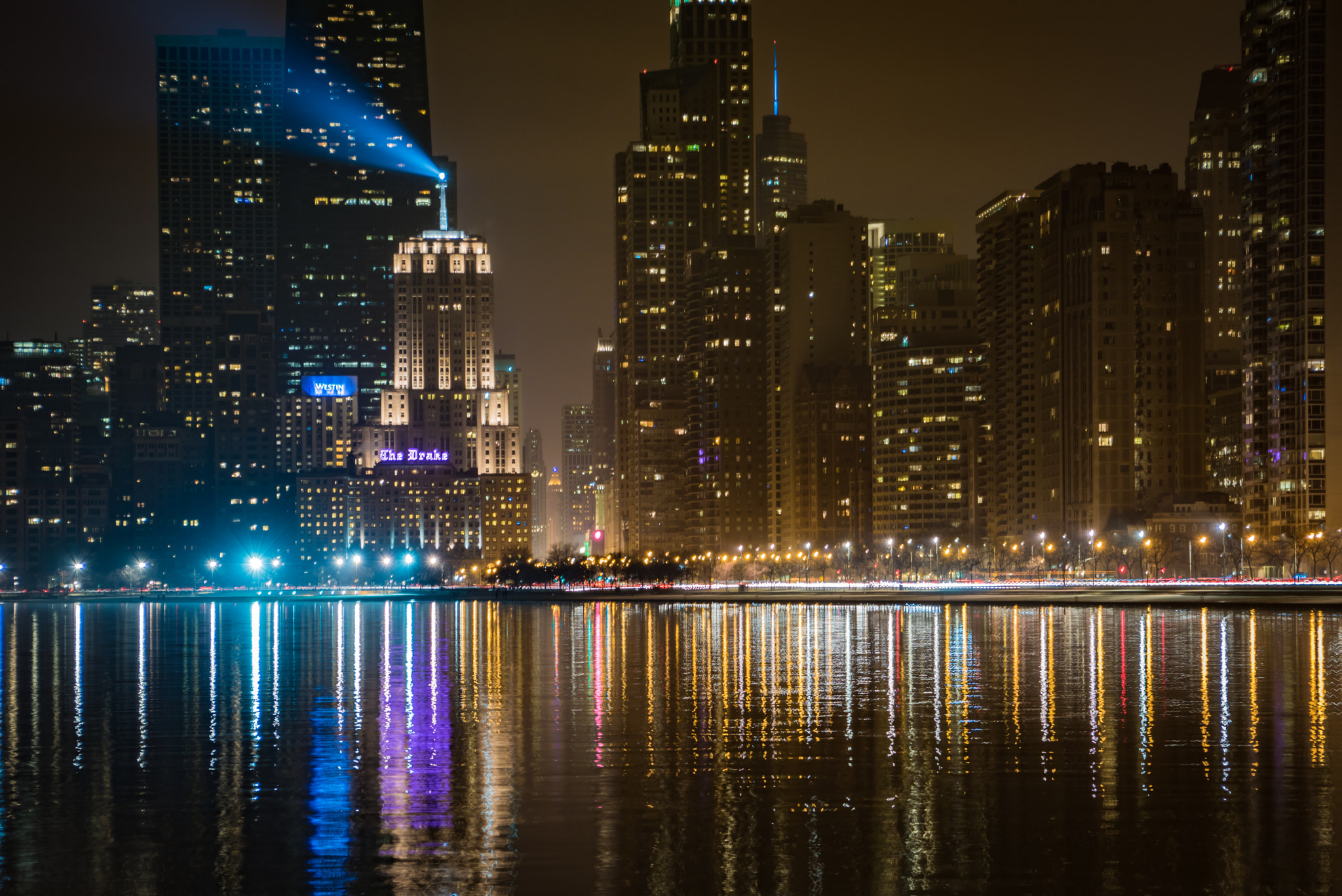 AF Zoom-Nikkor 28-85mm f/3.5-4.5 sample photo. Reflections on a hazy night photography