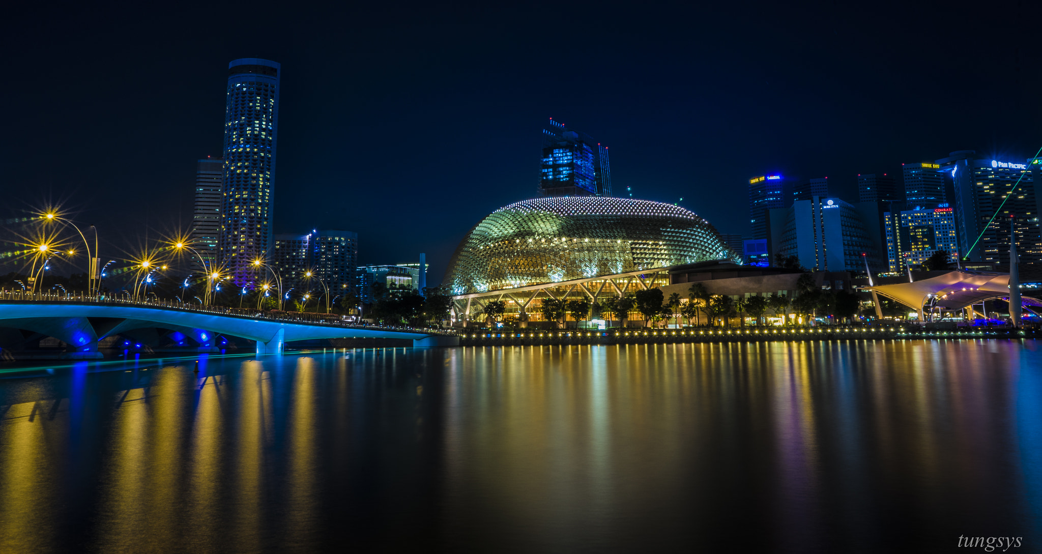 Sony a7 + ZEISS Batis 25mm F2 sample photo. Esplanade by night ! photography