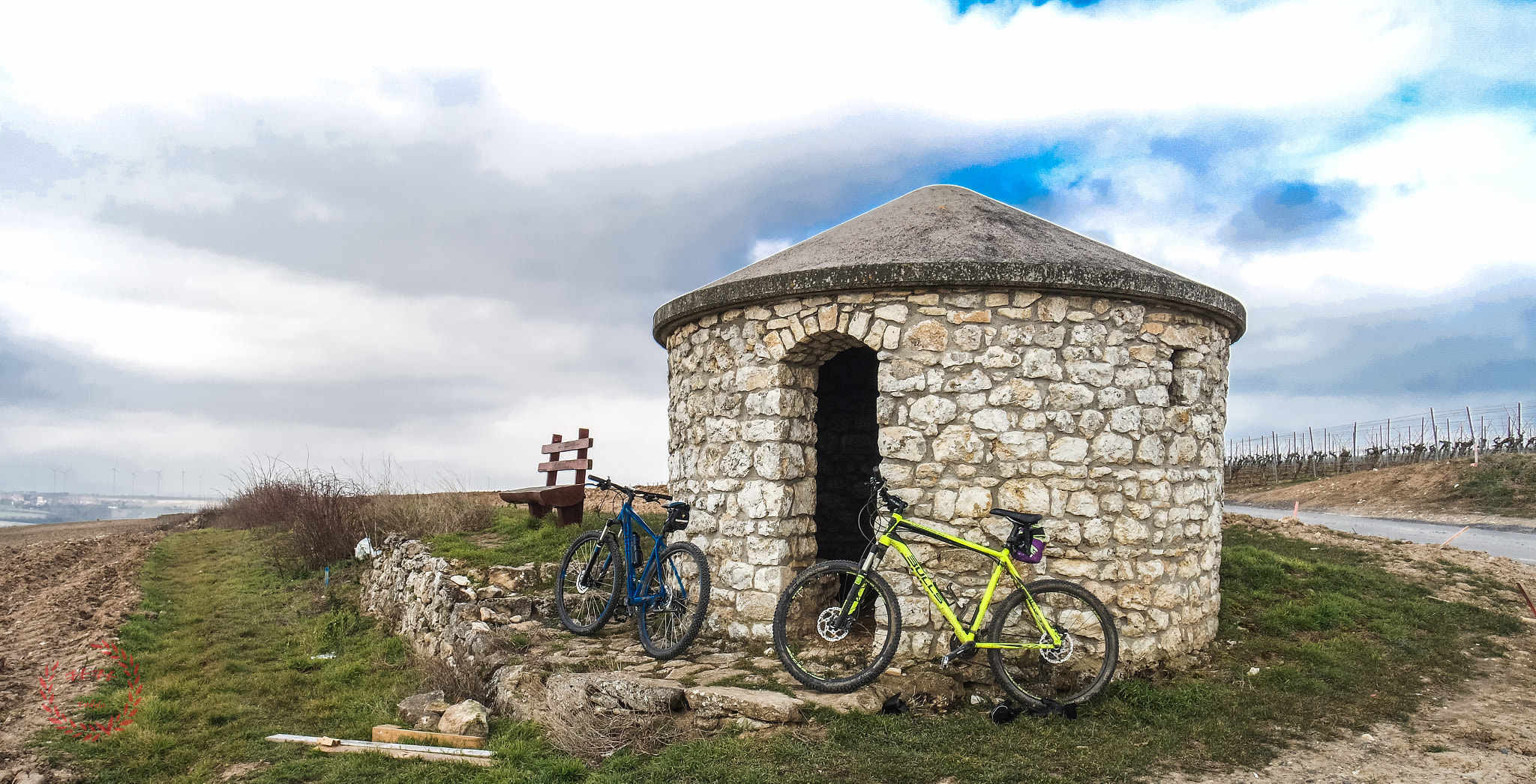 Samsung NX-M 9-27mm F3.5-5.6 ED OIS sample photo. Mtb tour 13.03 b photography