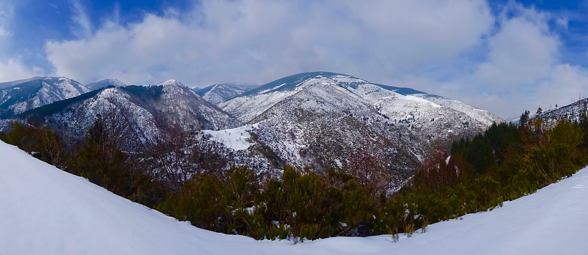 Sony DSC-HX60V + Sony 24-720mm F3.5-6.3 sample photo. Sierra de la demanda. photography