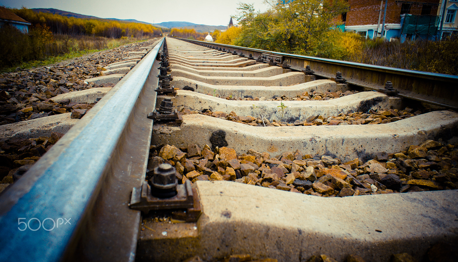 Sony NEX-5C + Sony E 16mm F2.8 sample photo. Rail photography