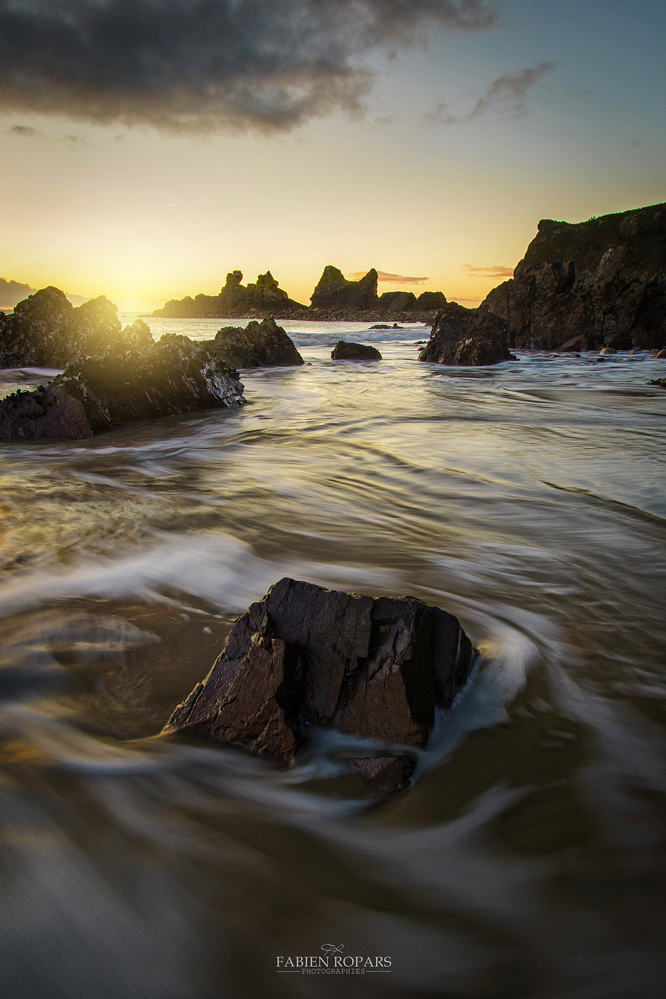 Sony a7 + Tamron SP 24-70mm F2.8 Di VC USD sample photo. Pointe du kador photography