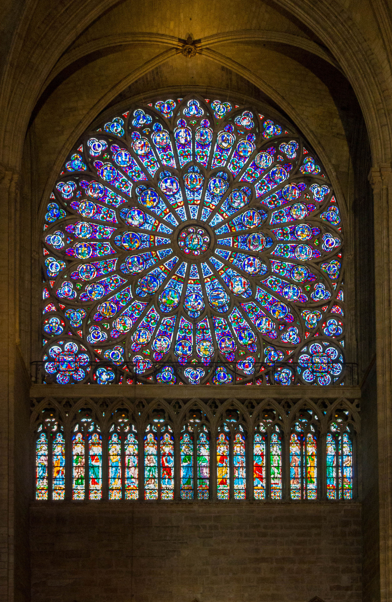 Pentax smc DA* 16-50mm F2.8 ED AL (IF) SDM sample photo. Notre dame photography